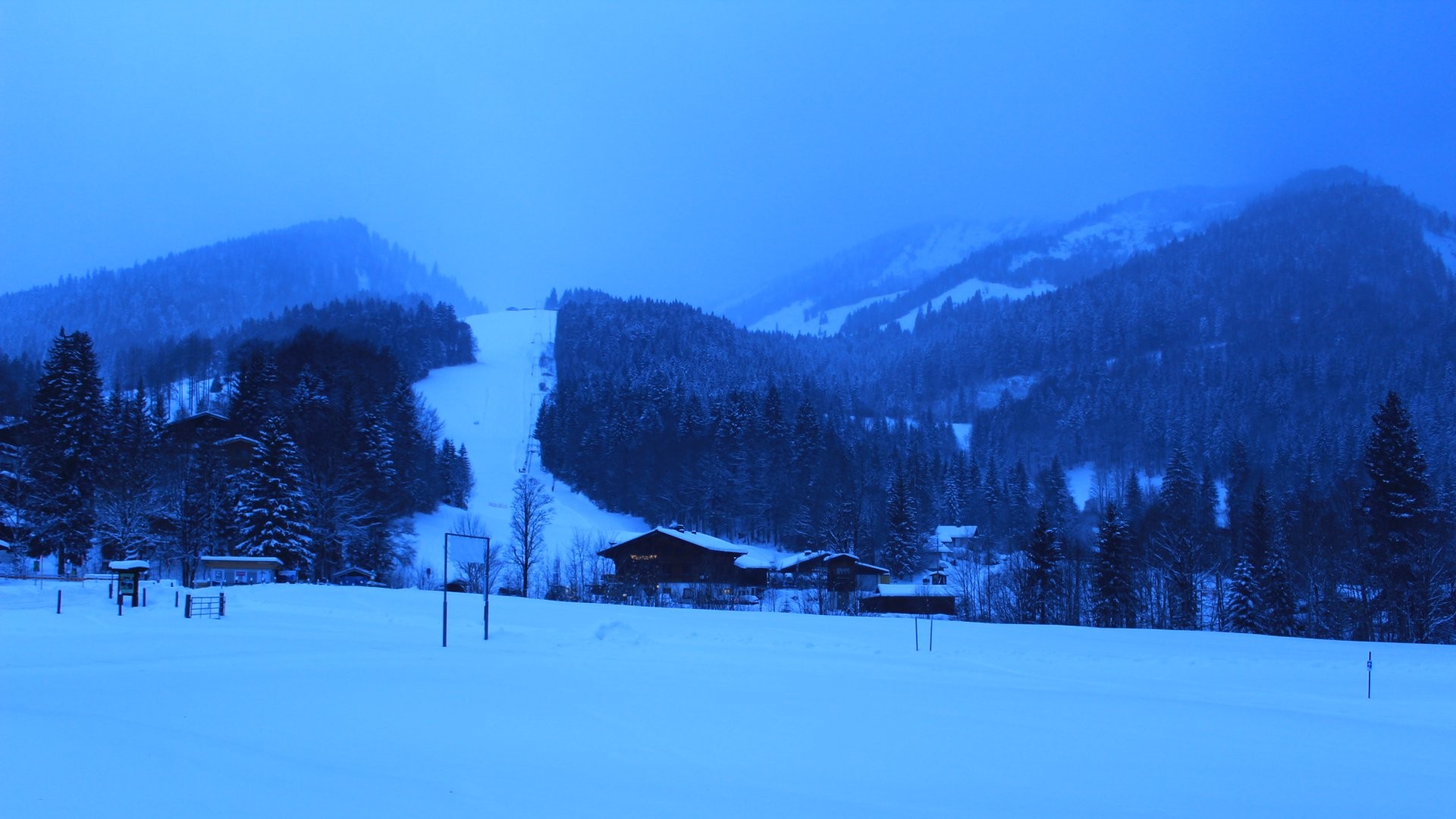 Archiv Foto Webcam Unken: Heutal Bergstation