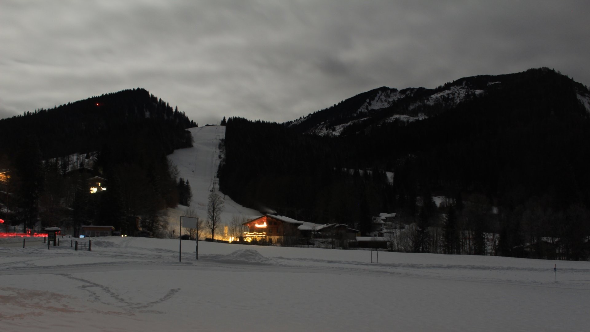 Archiv Foto Webcam Unken: Heutal Bergstation