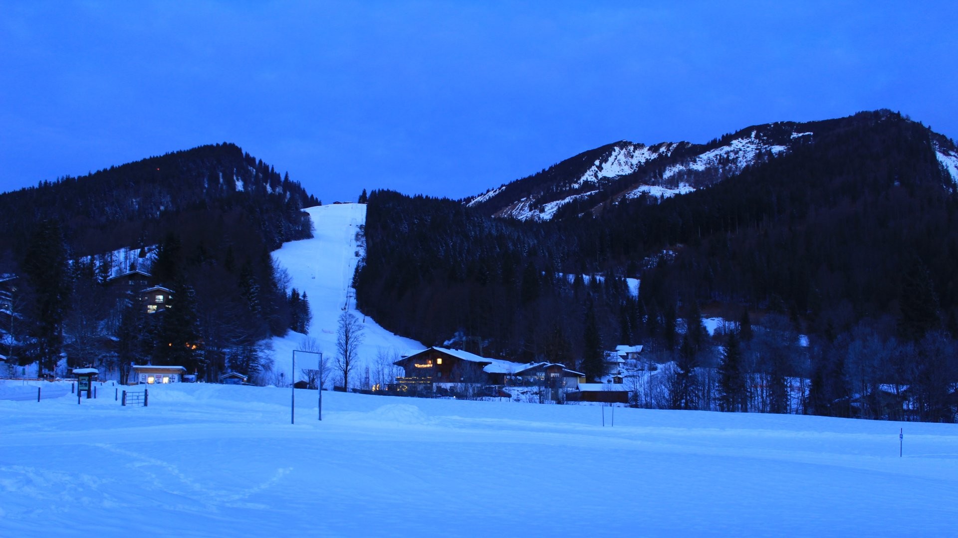 Archiv Foto Webcam Unken: Heutal Bergstation