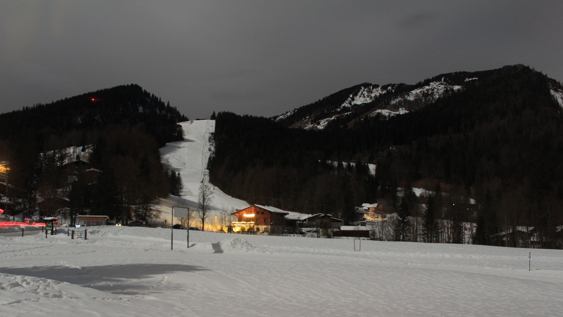 Archiv Foto Webcam Unken: Heutal Bergstation