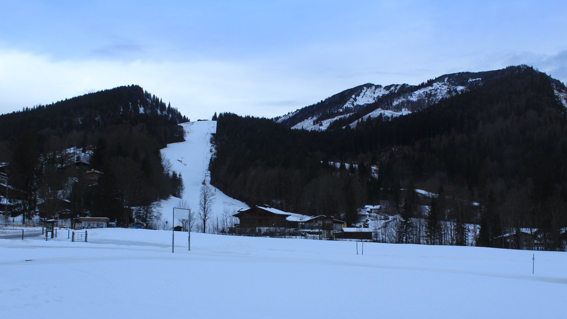 Archiv Foto Webcam Unken: Heutal Bergstation