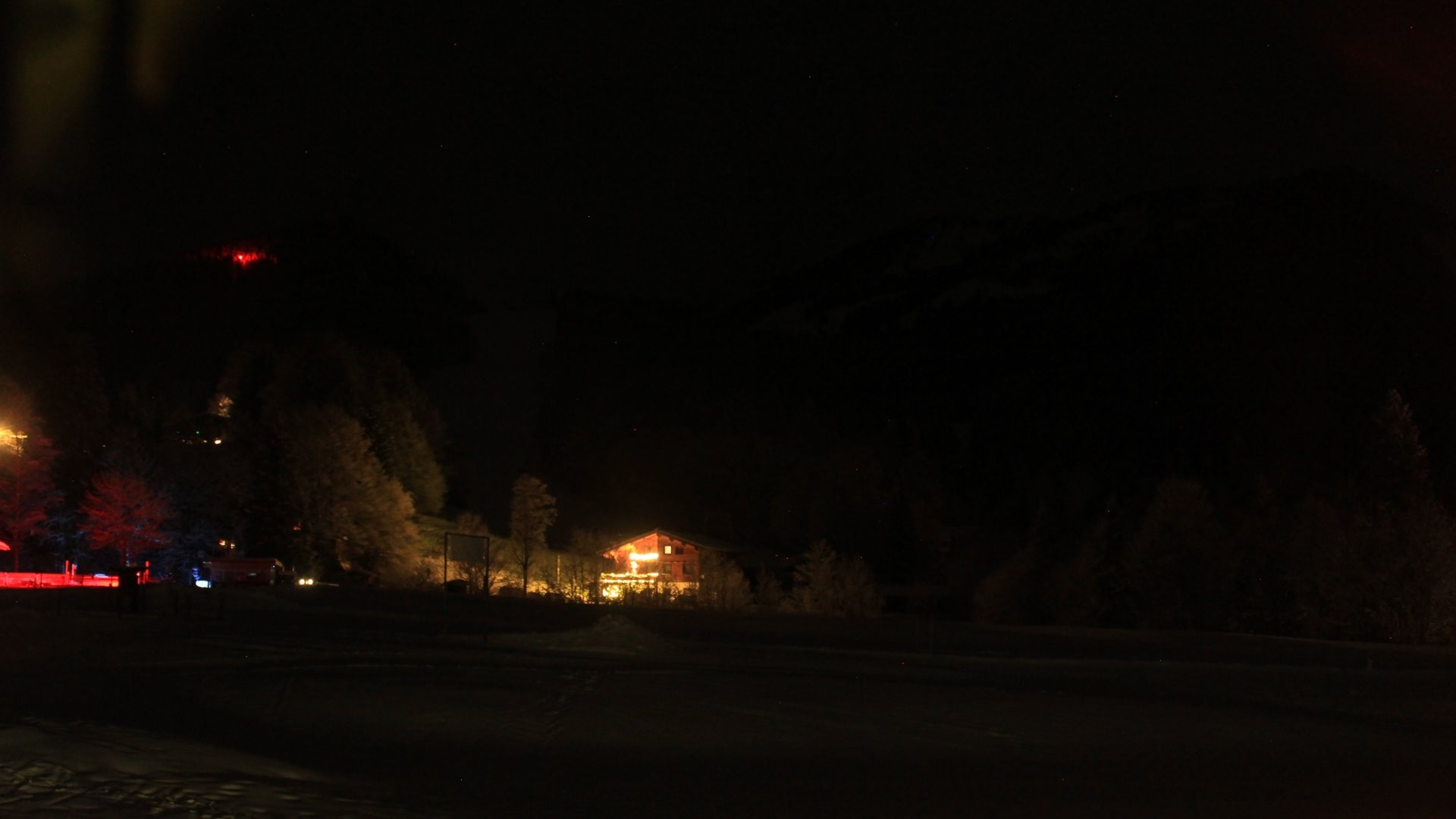 Archived image Webcam Unken: Heutal Mountain