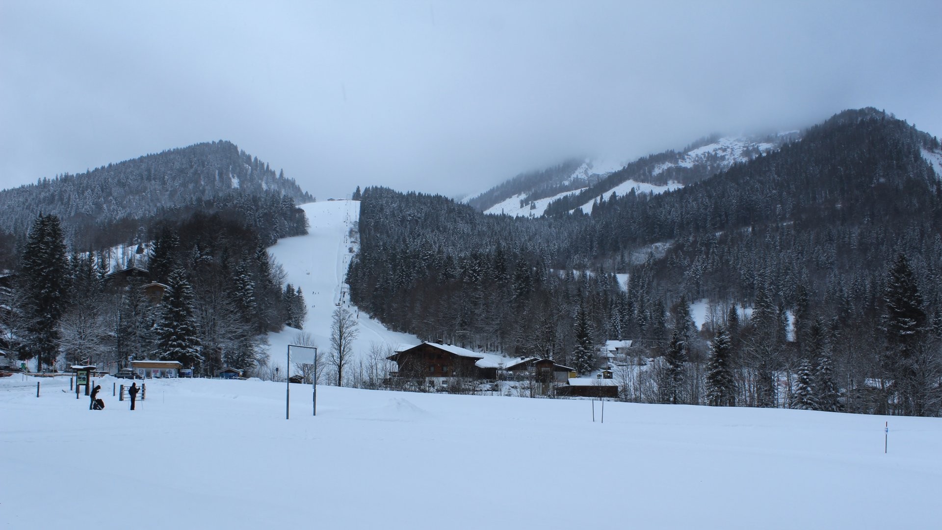 Archived image Webcam Unken: Heutal Mountain