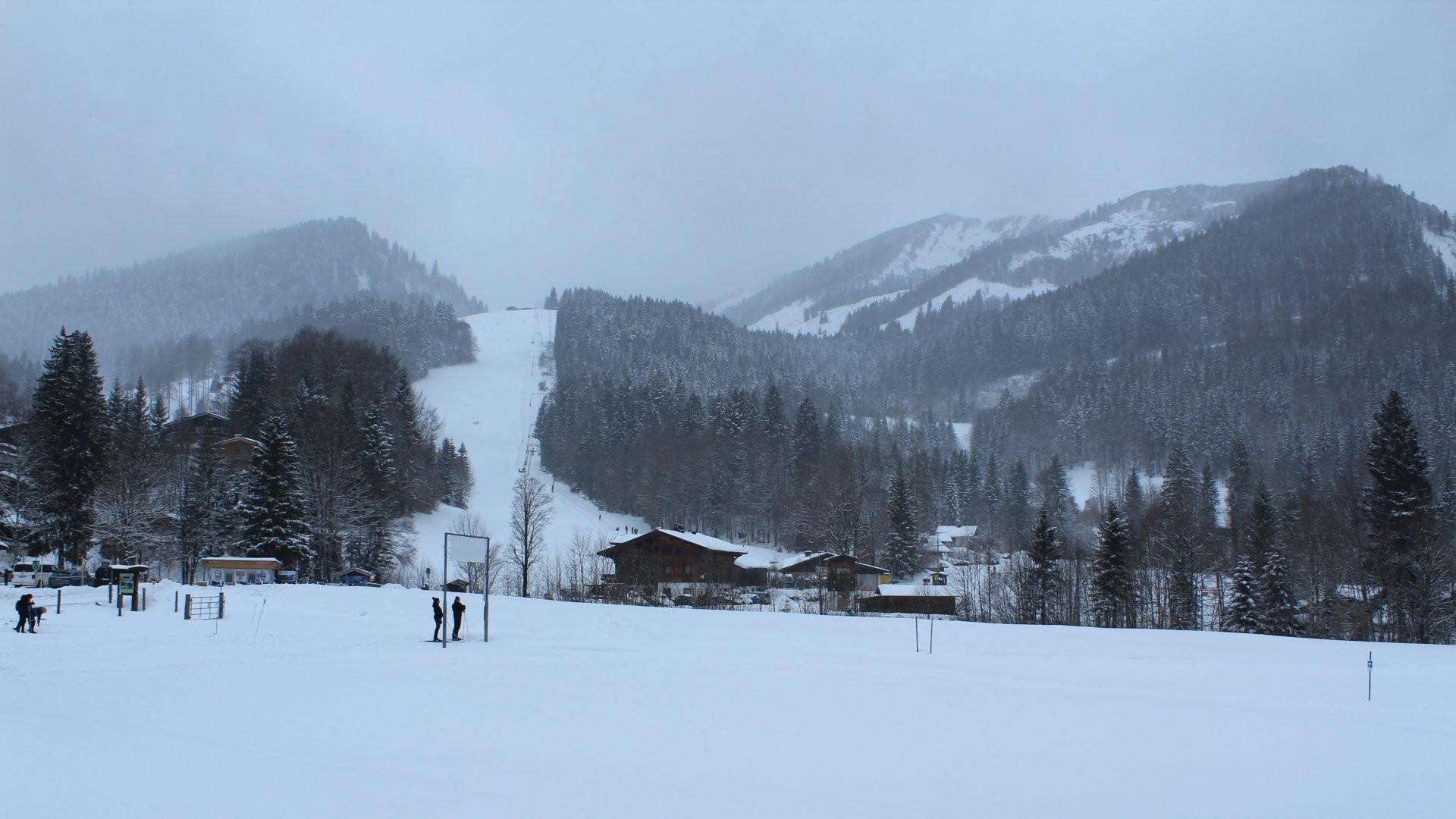 Archived image Webcam Unken: Heutal Mountain