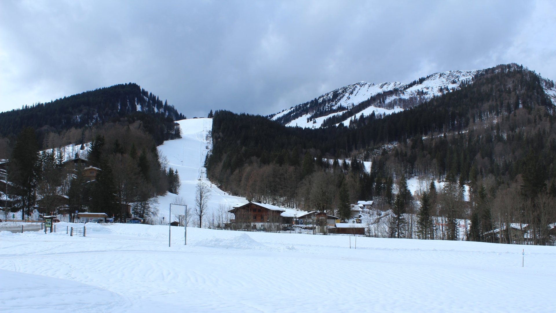 Archiv Foto Webcam Unken: Heutal Bergstation