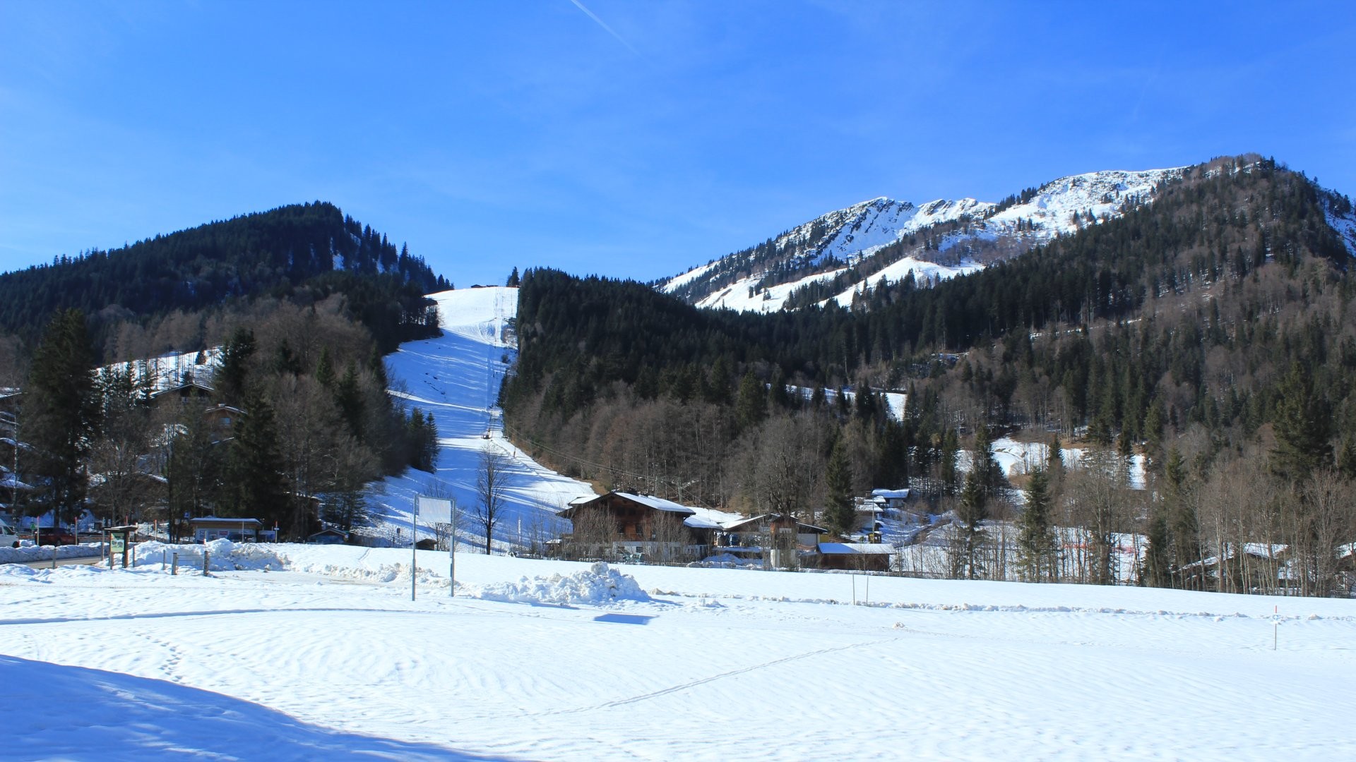 Archived image Webcam Unken: Heutal Mountain