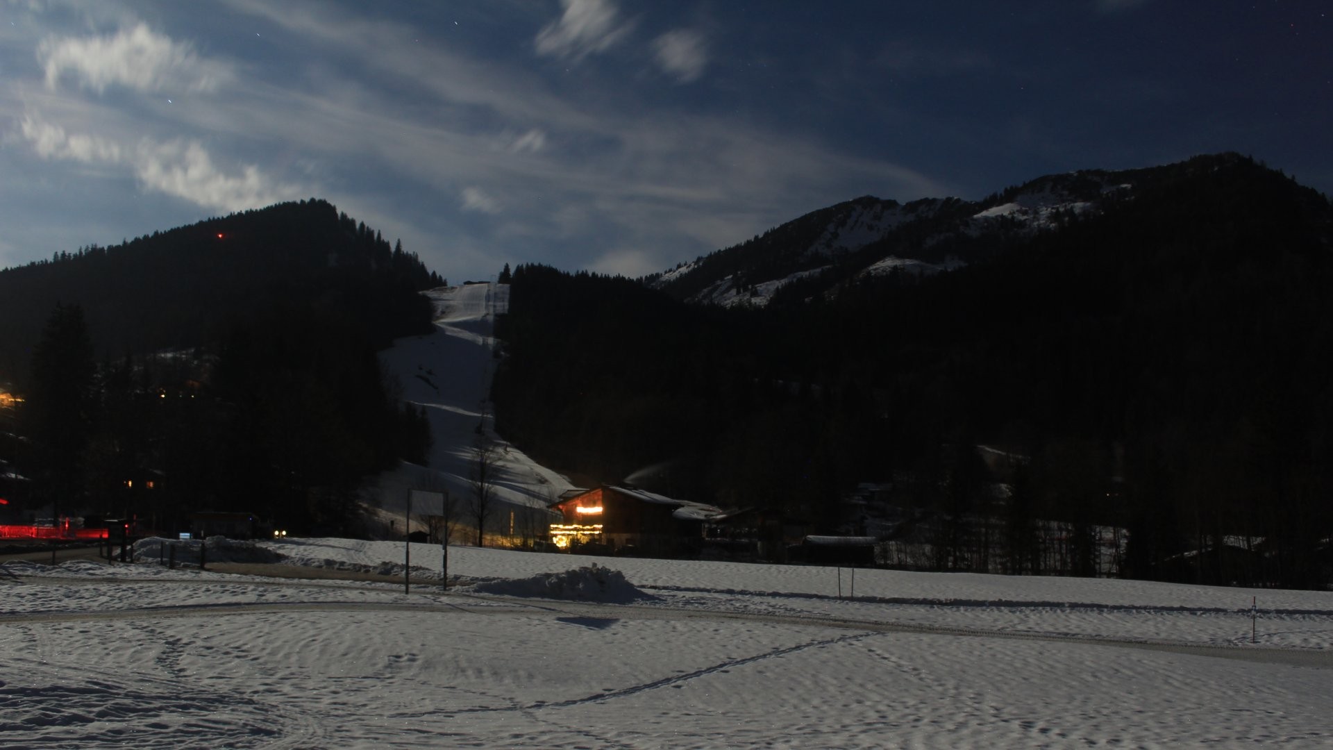 Archiv Foto Webcam Unken: Heutal Bergstation