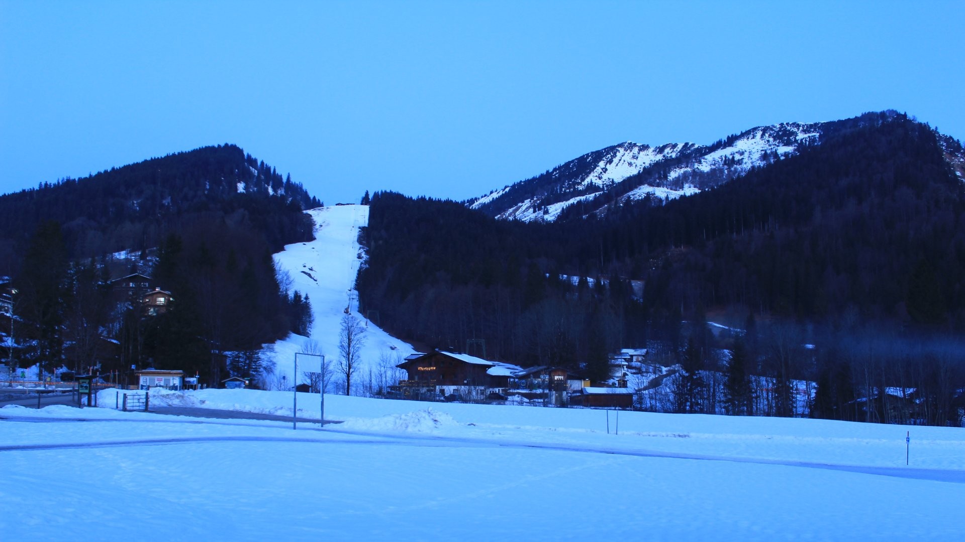 Archiv Foto Webcam Unken: Heutal Bergstation