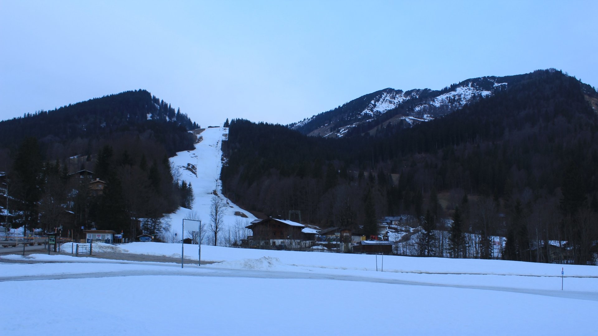 Archiv Foto Webcam Unken: Heutal Bergstation