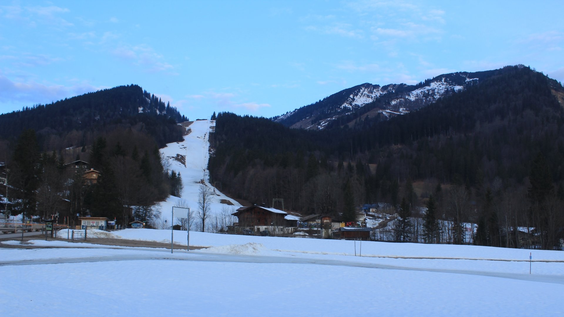 Archiv Foto Webcam Unken: Heutal Bergstation