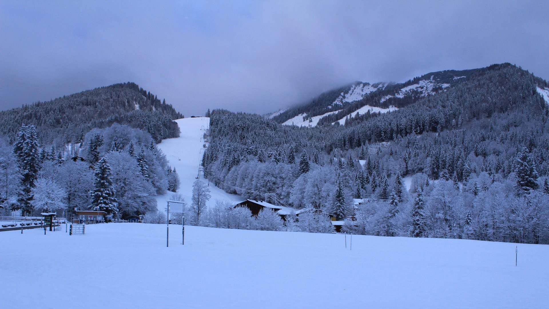 Archiv Foto Webcam Unken: Heutal Bergstation