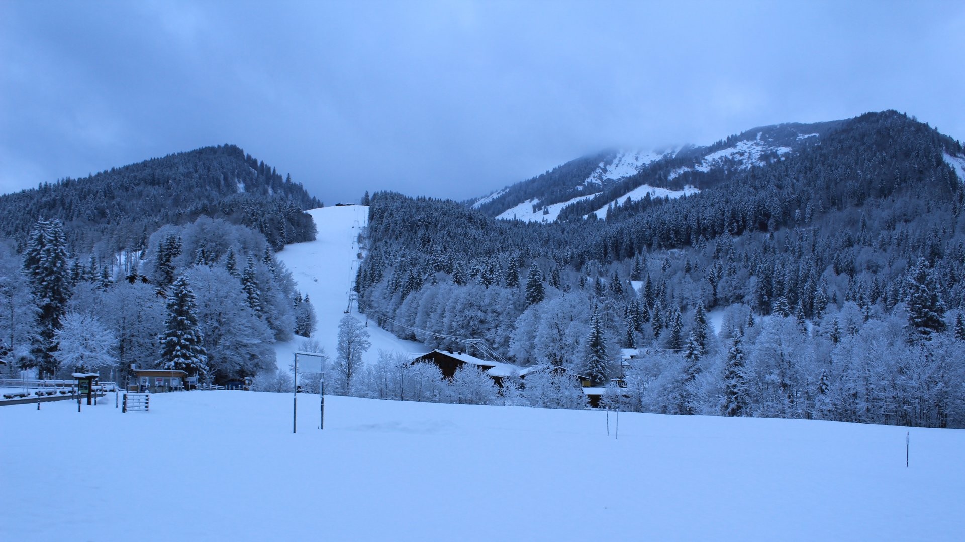 Archiv Foto Webcam Unken: Heutal Bergstation