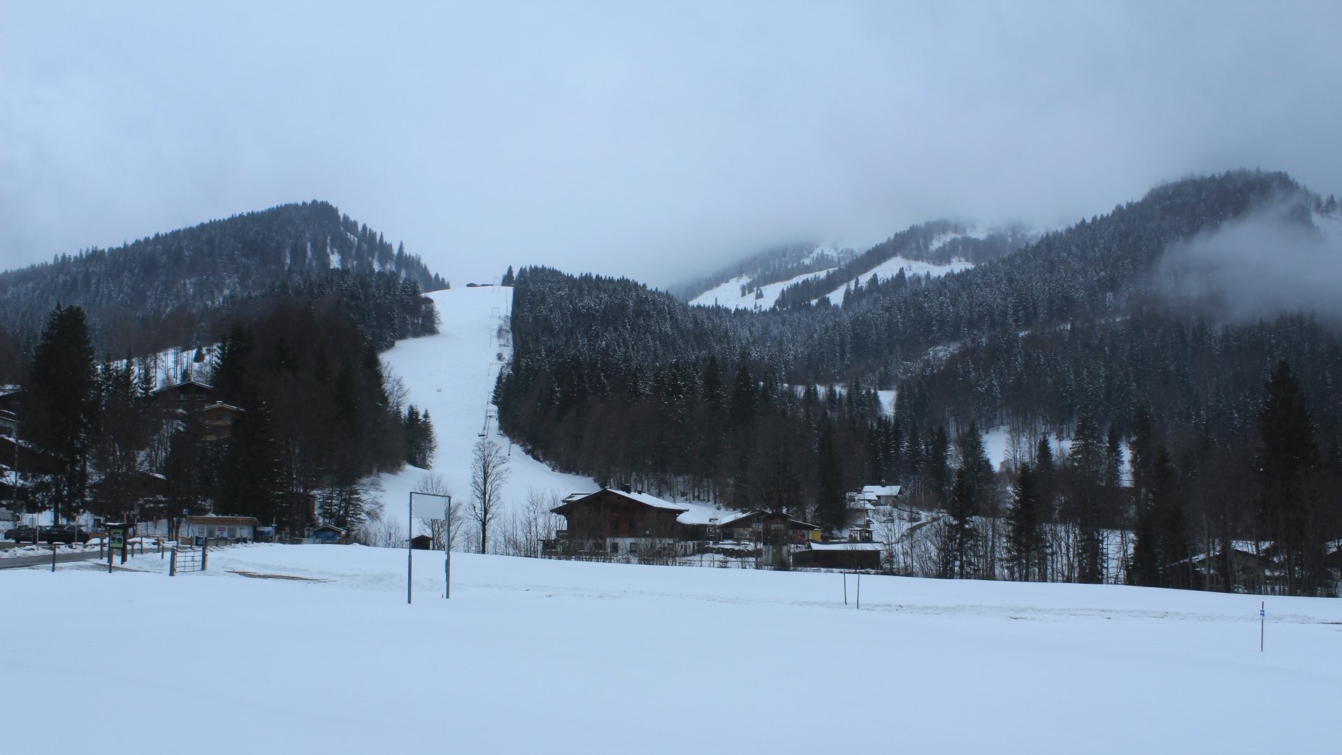 Archived image Webcam Unken: Heutal Mountain