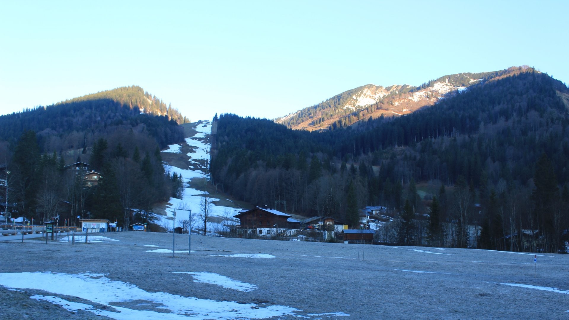 Archiv Foto Webcam Unken: Heutal Bergstation