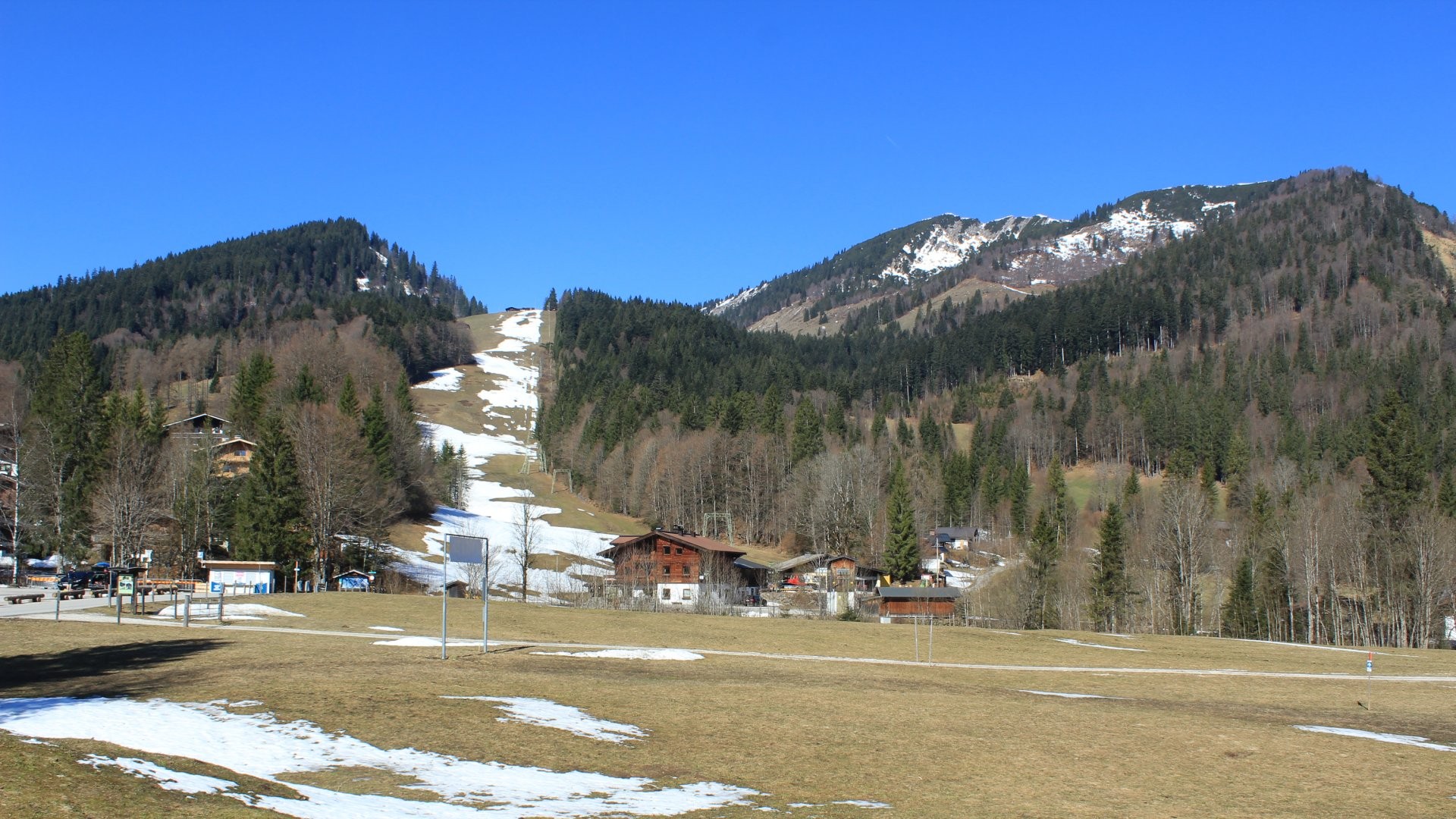 Archived image Webcam Unken: Heutal Mountain