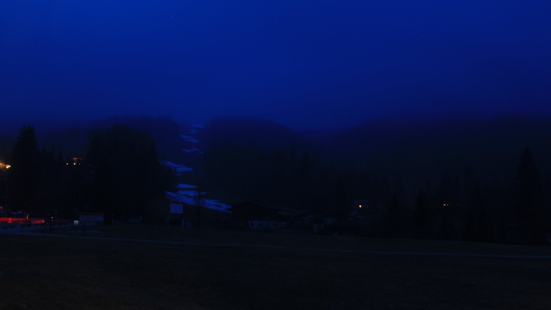 Archived image Webcam Unken: Heutal Mountain