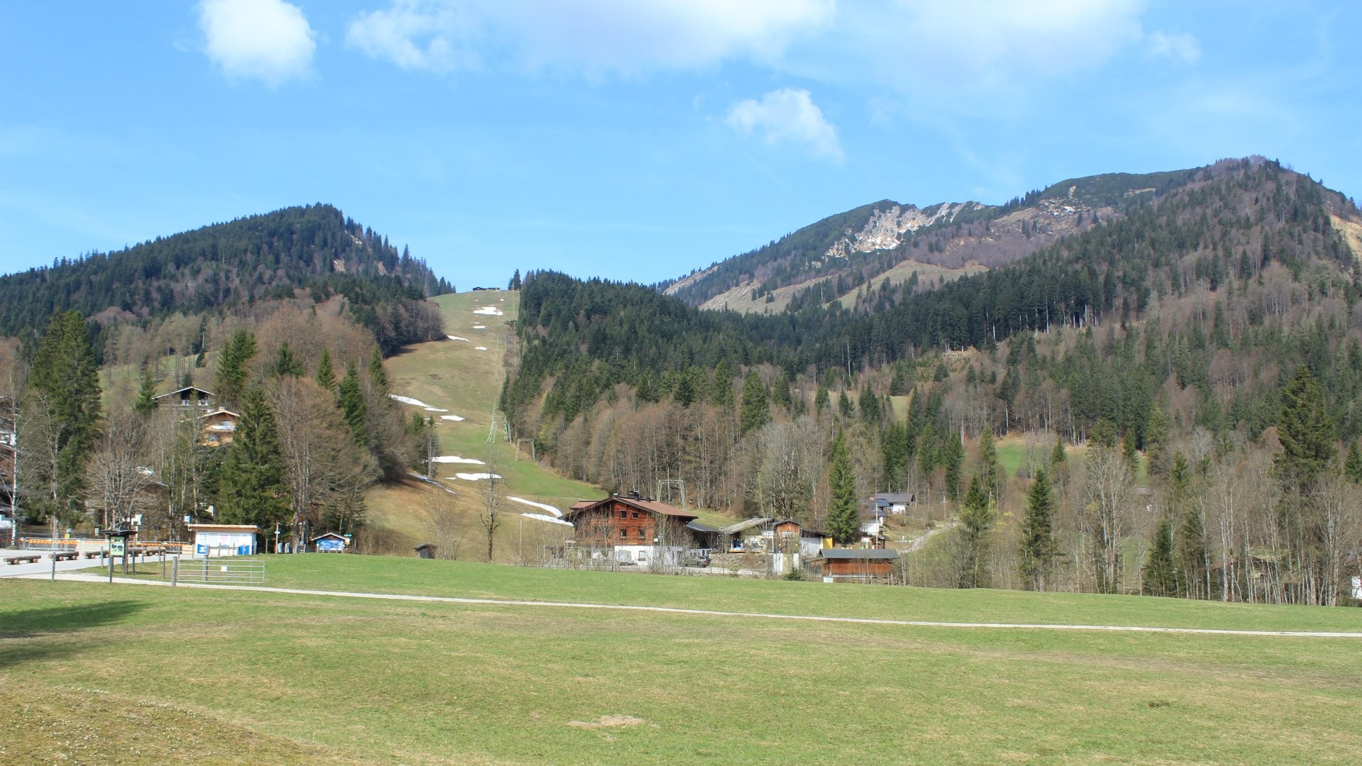 Archiv Foto Webcam Unken: Heutal Bergstation