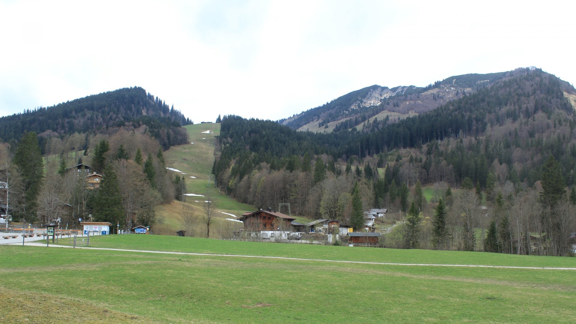 Archiv Foto Webcam Unken: Heutal Bergstation