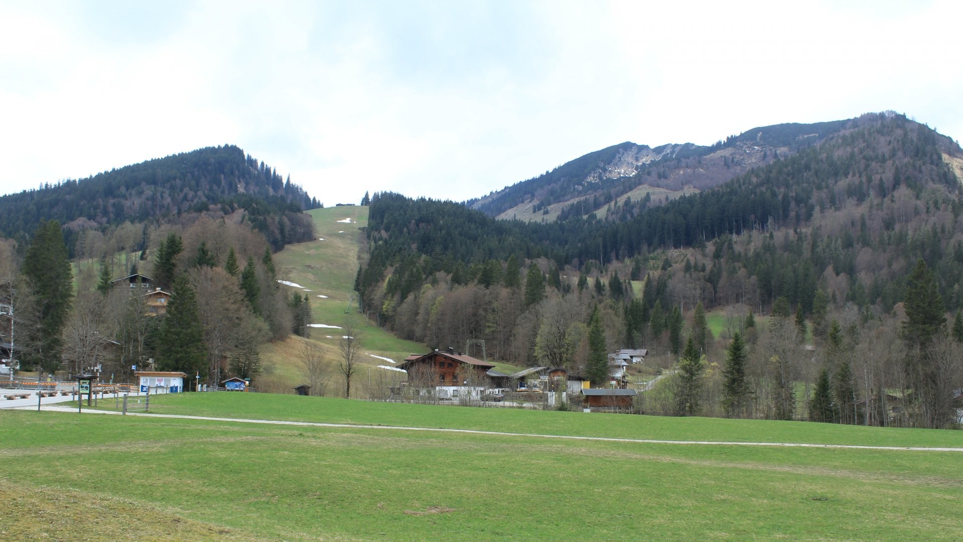 Archiv Foto Webcam Unken: Heutal Bergstation