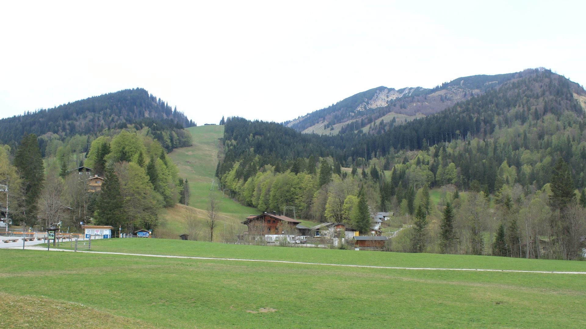 Archiv Foto Webcam Unken: Heutal Bergstation