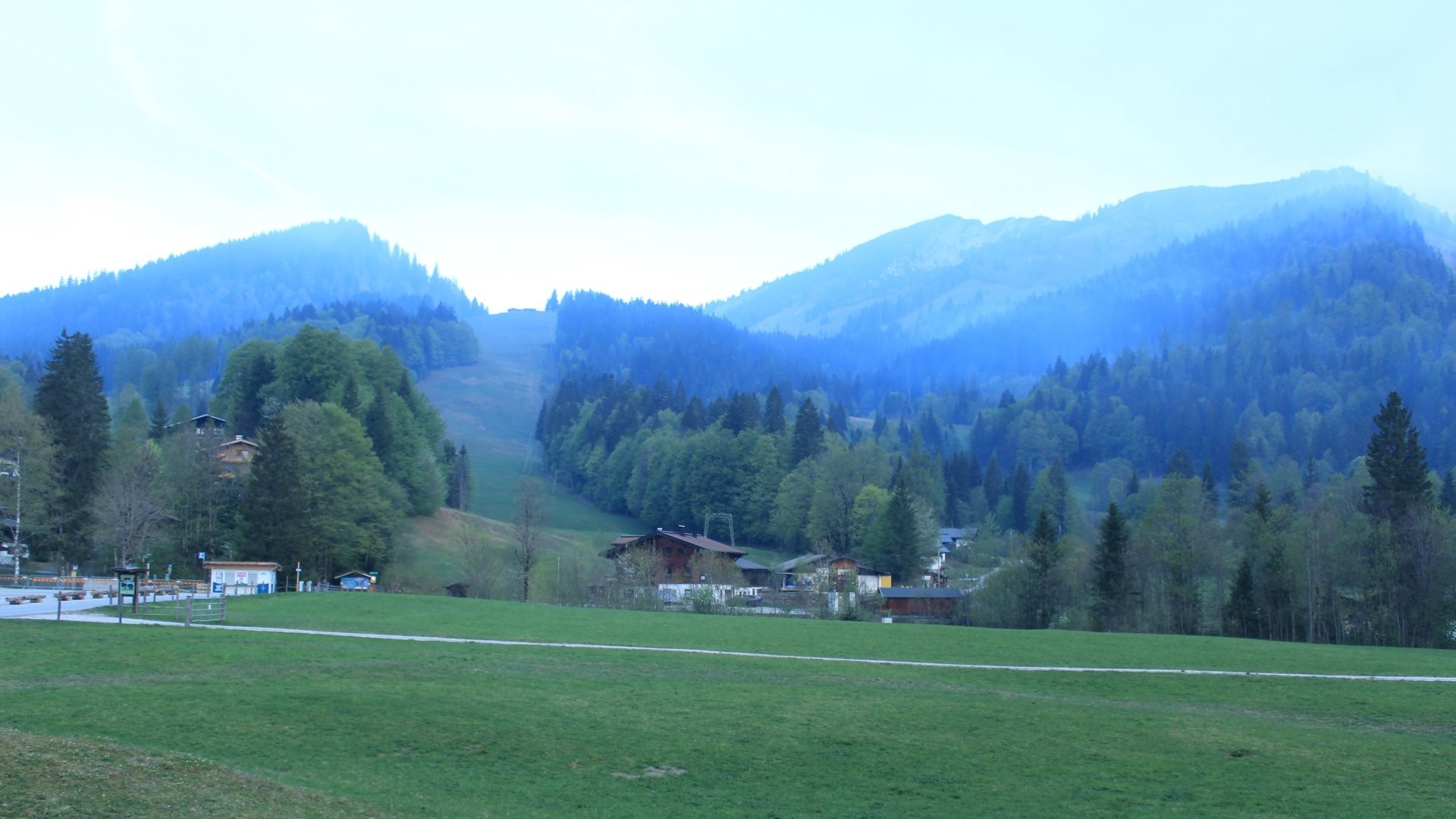 Archiv Foto Webcam Unken: Heutal Bergstation