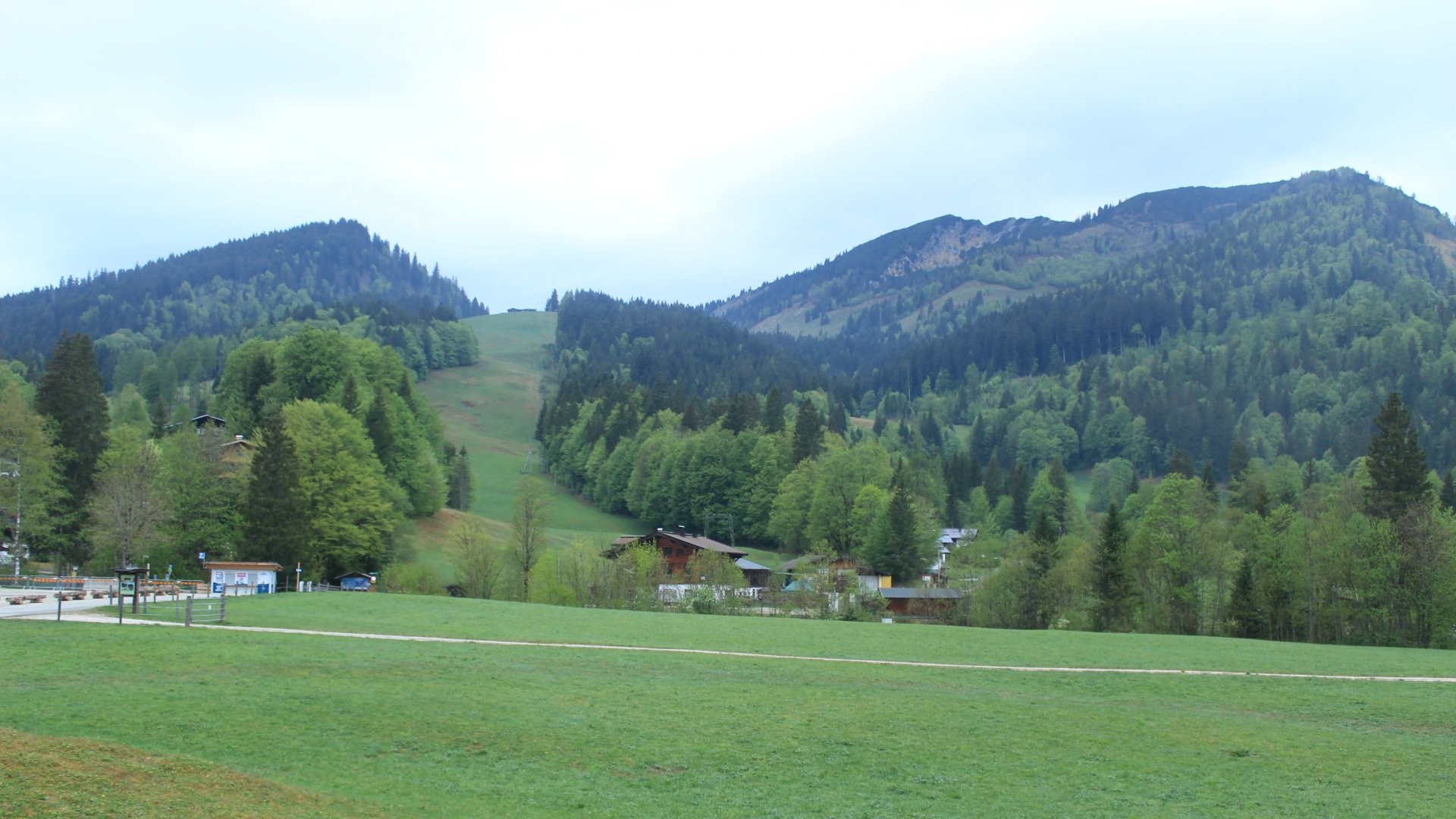 Archiv Foto Webcam Unken: Heutal Bergstation