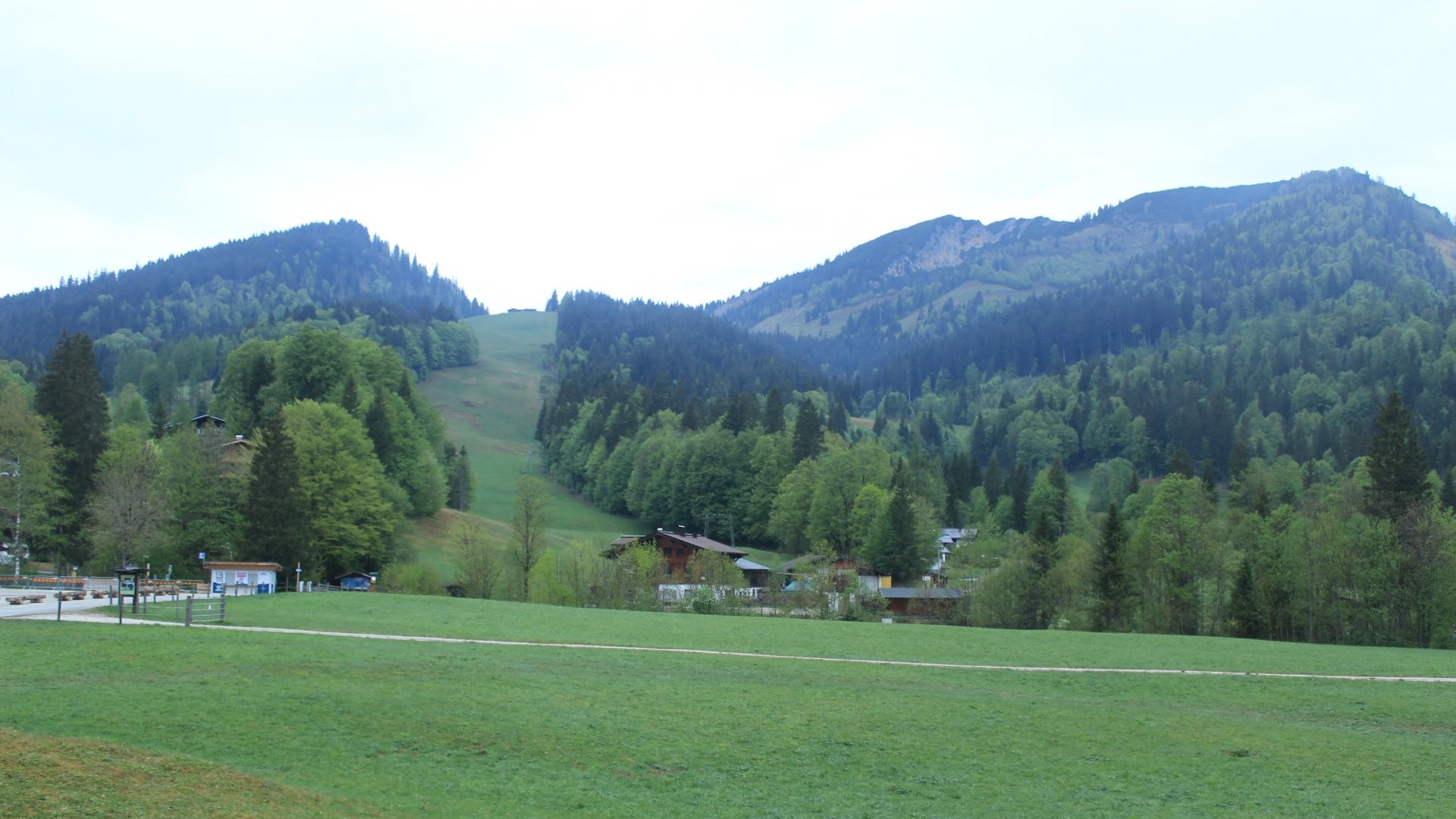 Archiv Foto Webcam Unken: Heutal Bergstation