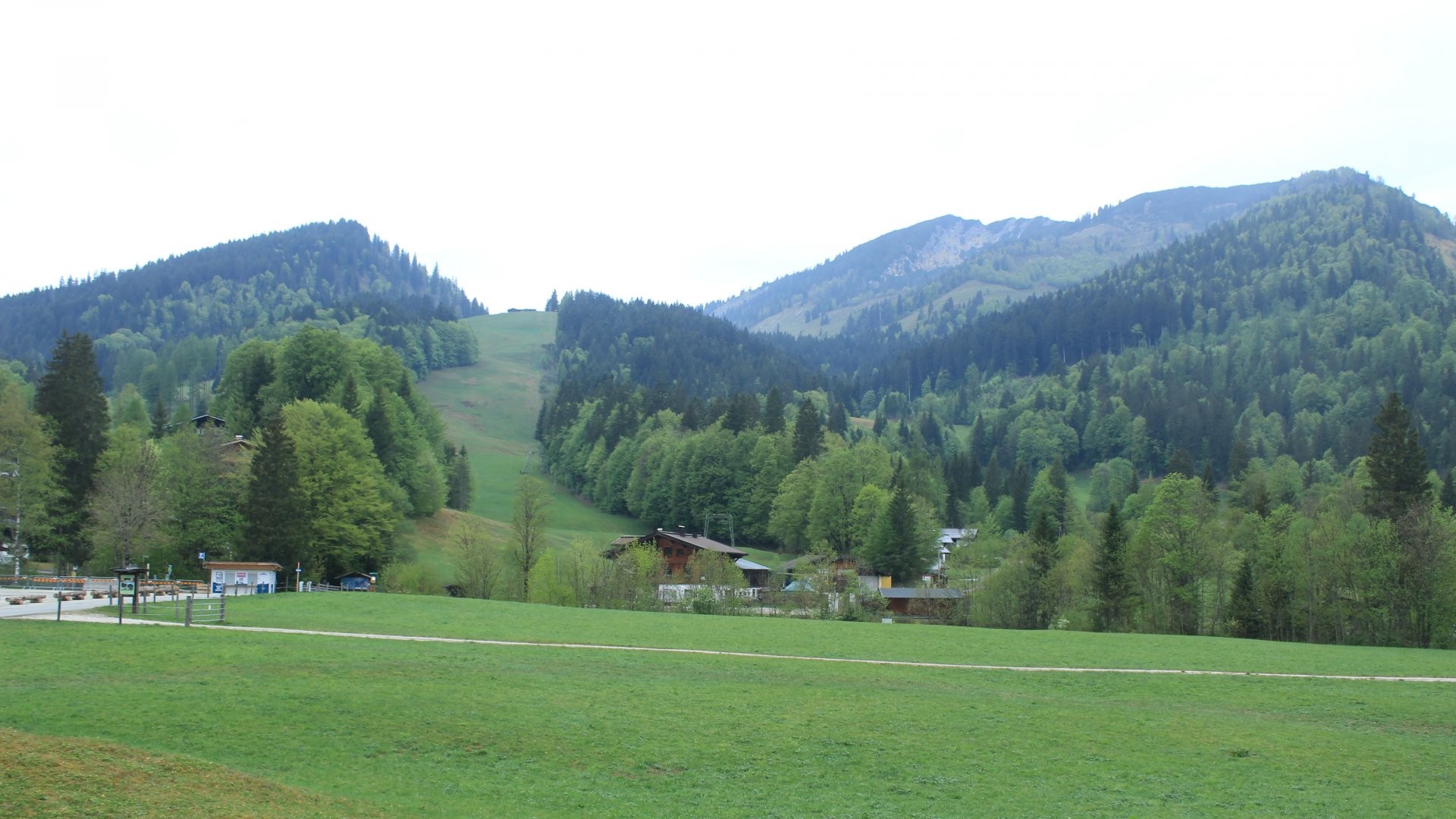Archiv Foto Webcam Unken: Heutal Bergstation
