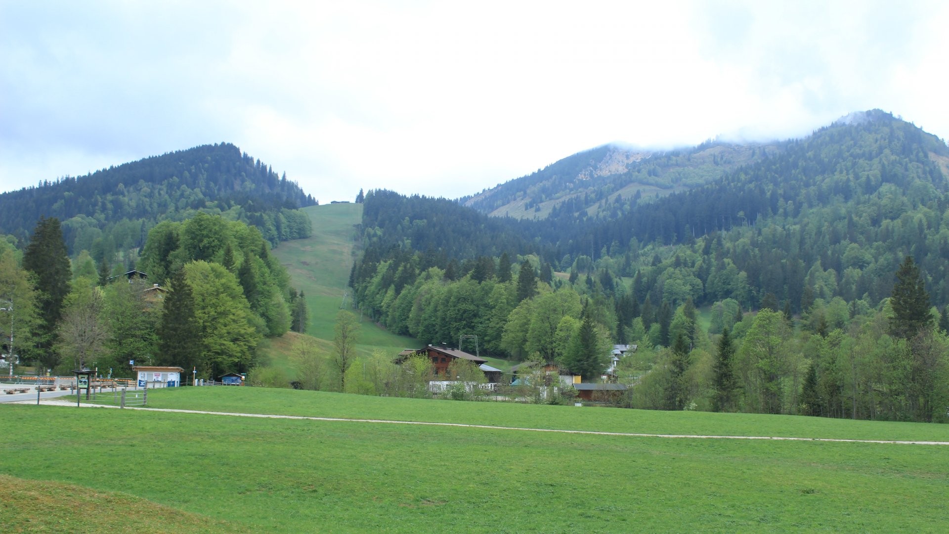 Archiv Foto Webcam Unken: Heutal Bergstation