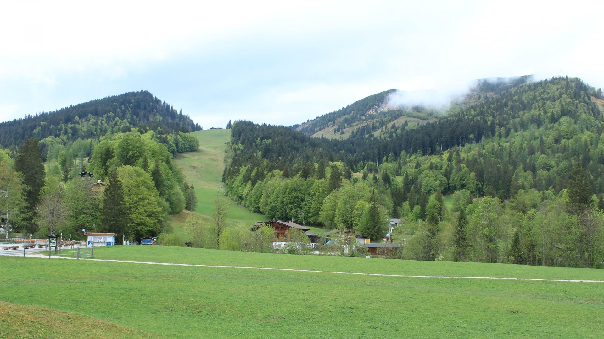 Archiv Foto Webcam Unken: Heutal Bergstation