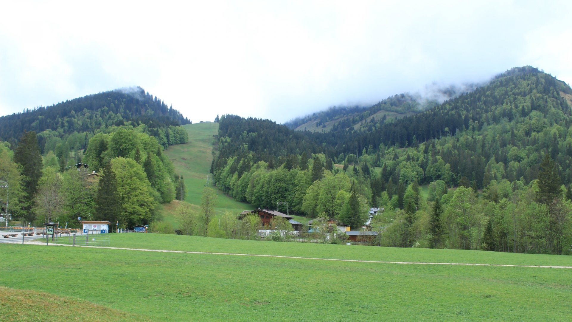 Archiv Foto Webcam Unken: Heutal Bergstation