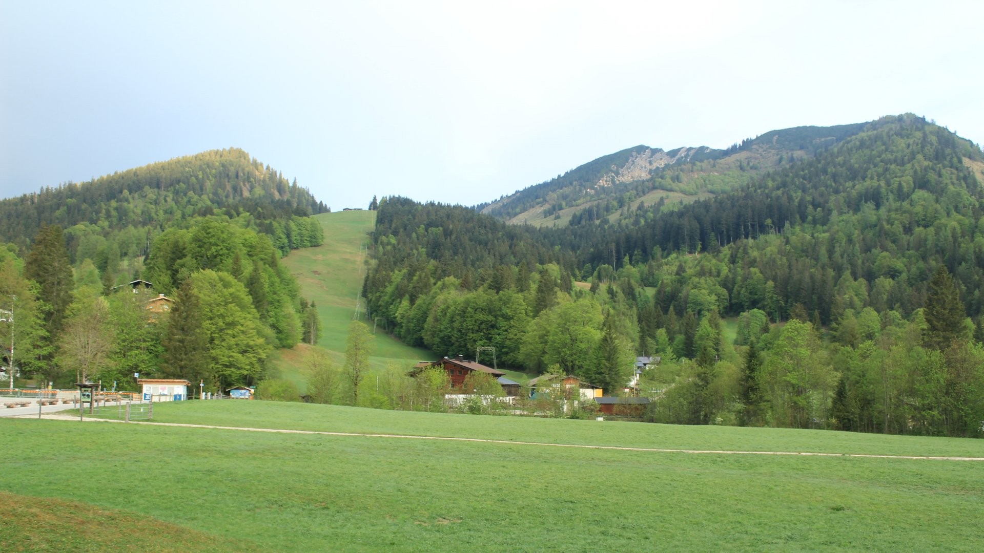 Archiv Foto Webcam Unken: Heutal Bergstation