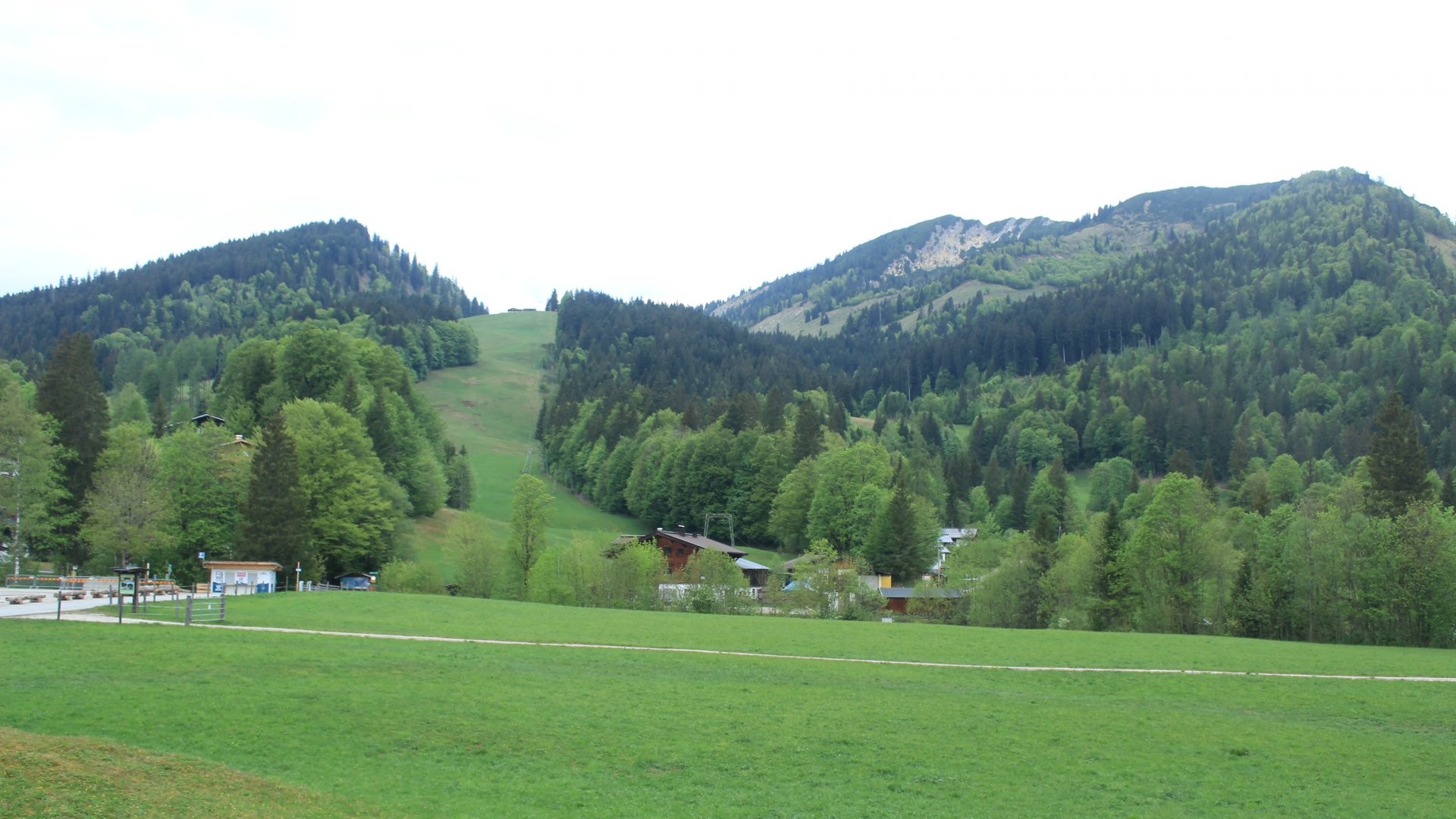 Archiv Foto Webcam Unken: Heutal Bergstation