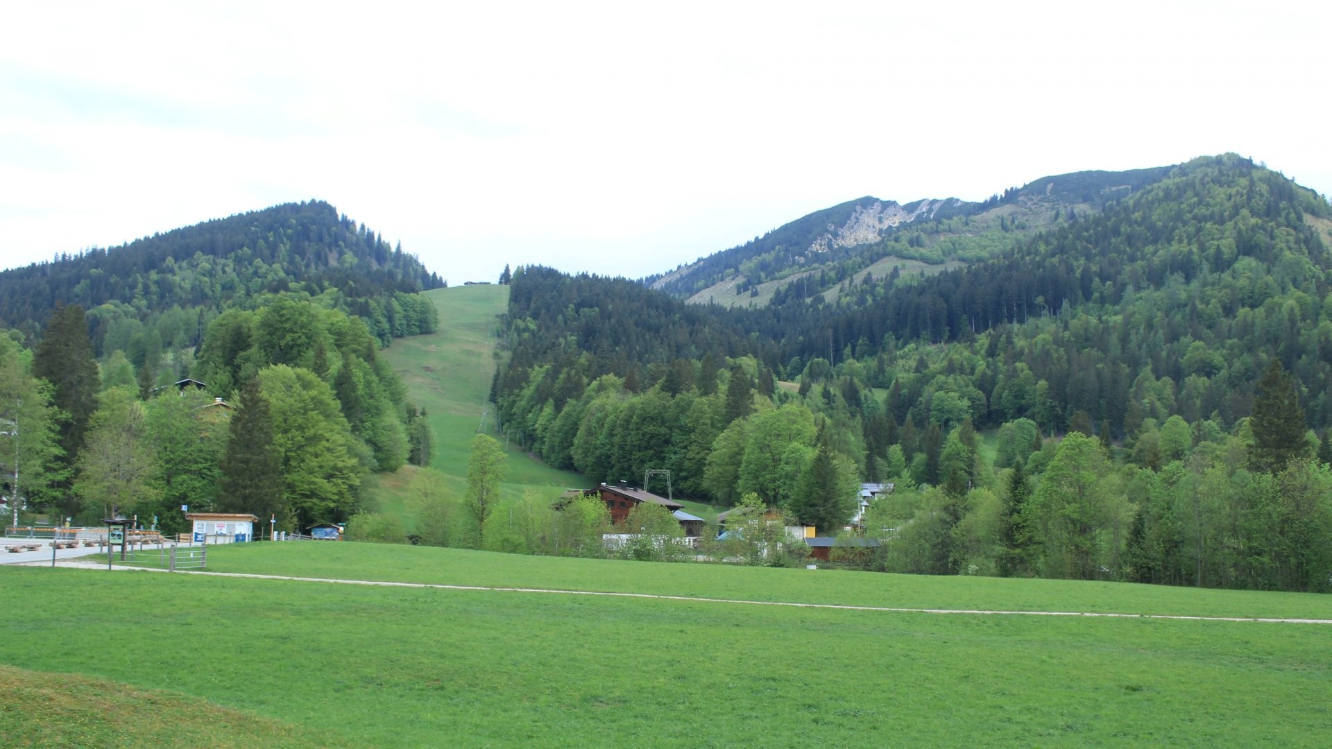 Archiv Foto Webcam Unken: Heutal Bergstation