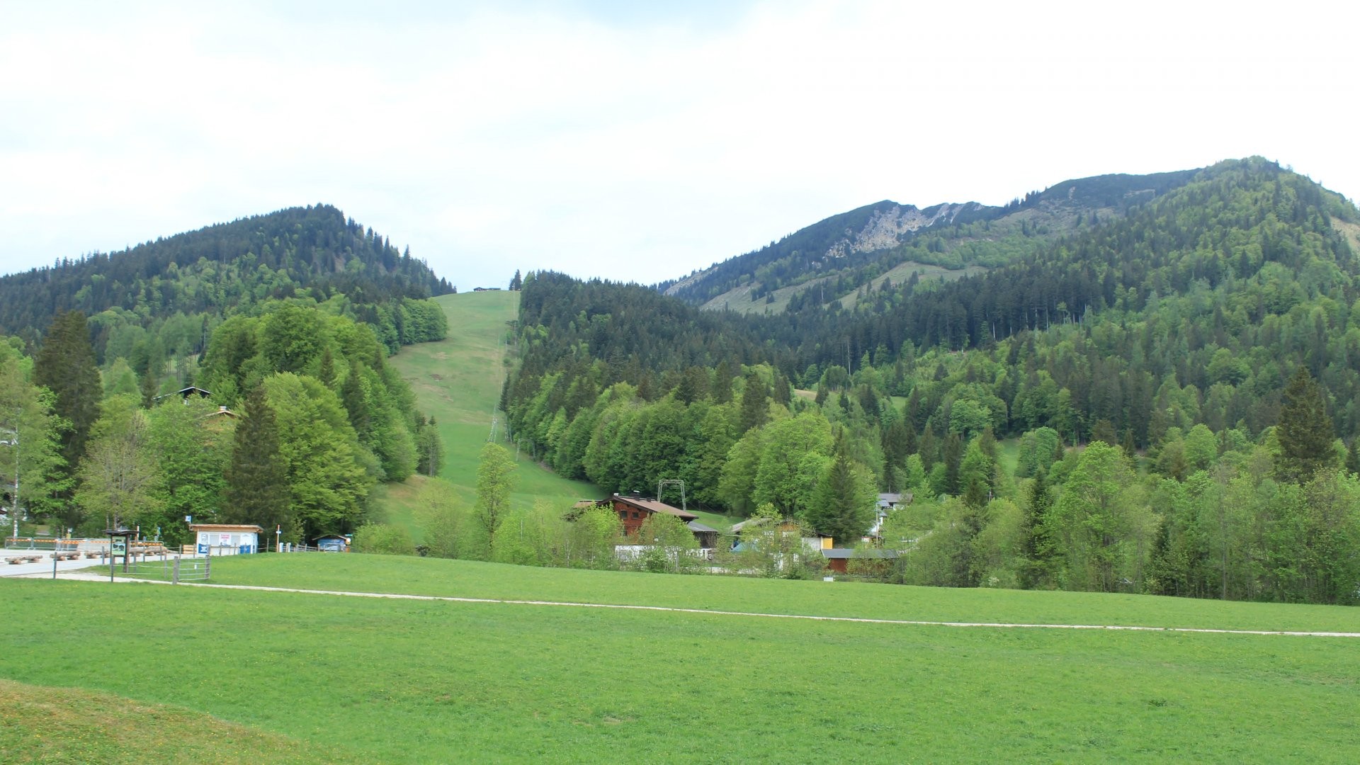 Archiv Foto Webcam Unken: Heutal Bergstation