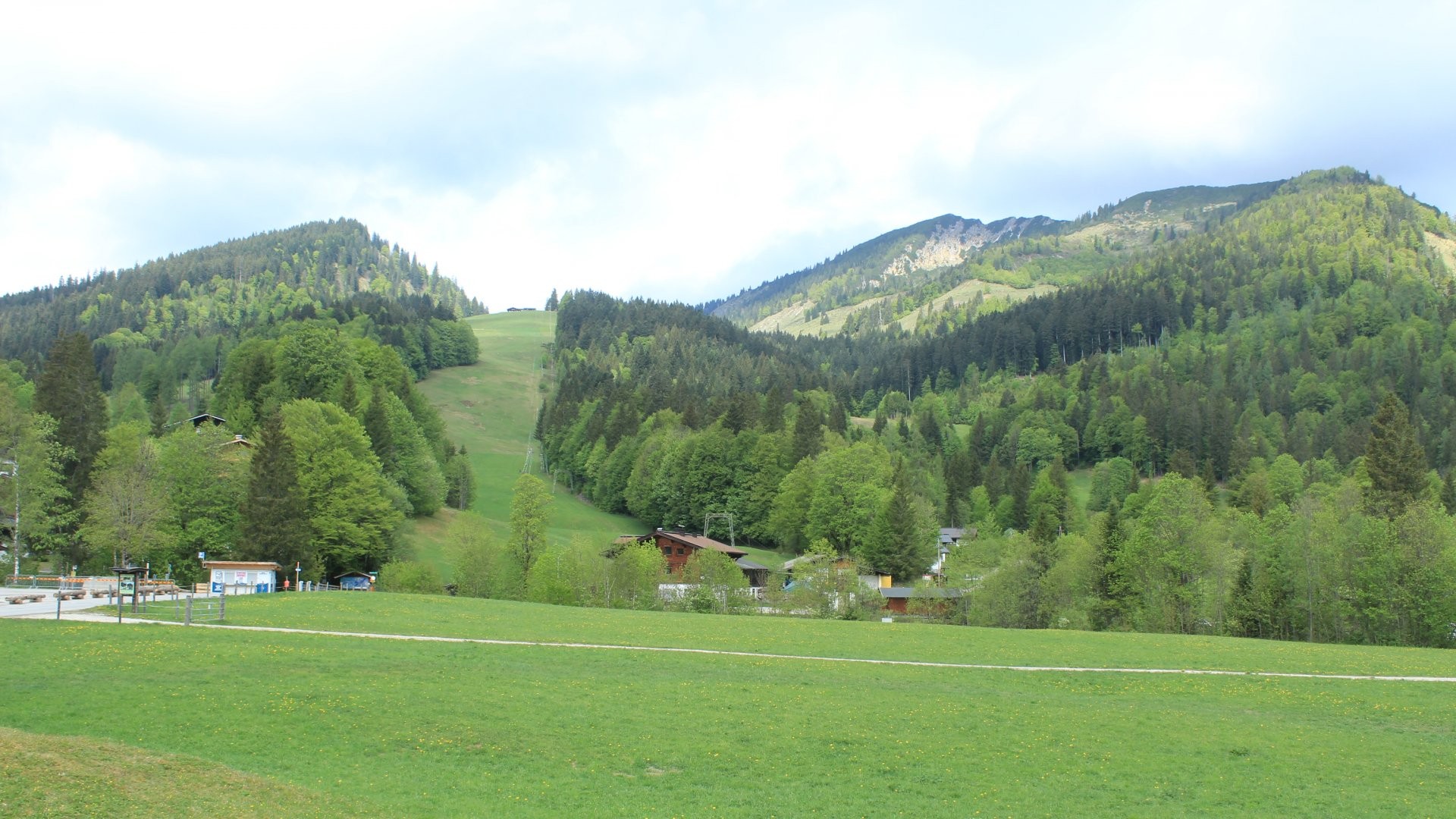 Archiv Foto Webcam Unken: Heutal Bergstation