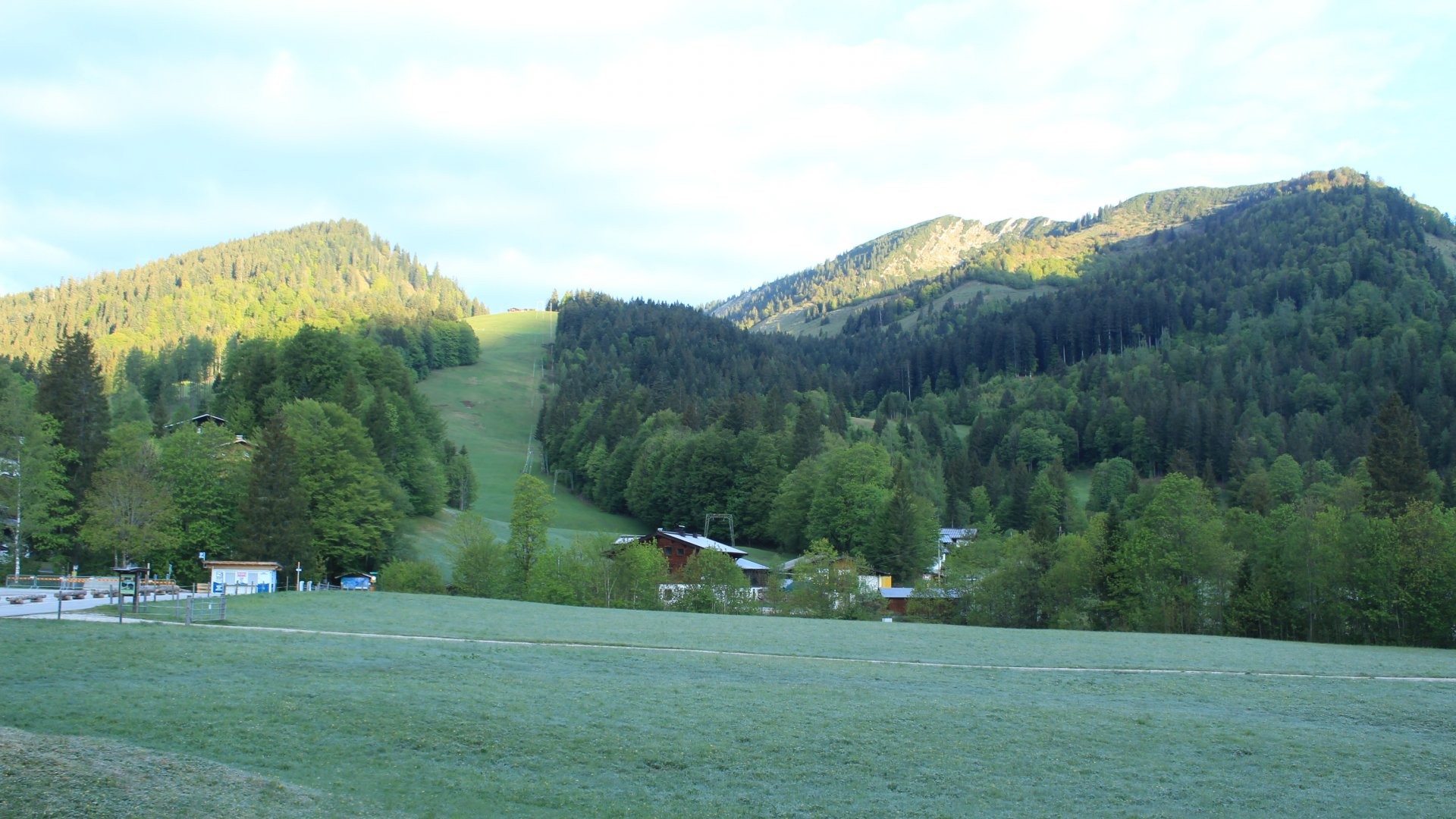 Archiv Foto Webcam Unken: Heutal Bergstation