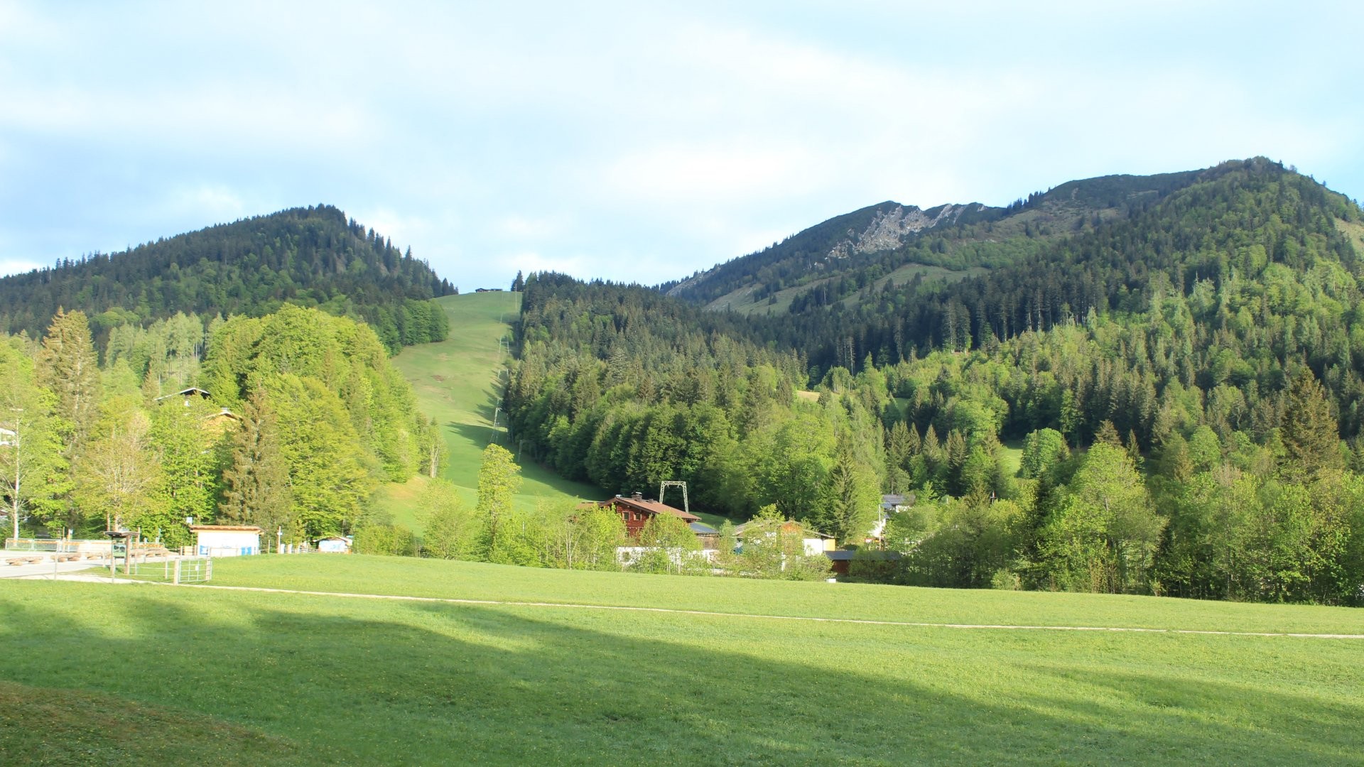 Archiv Foto Webcam Unken: Heutal Bergstation
