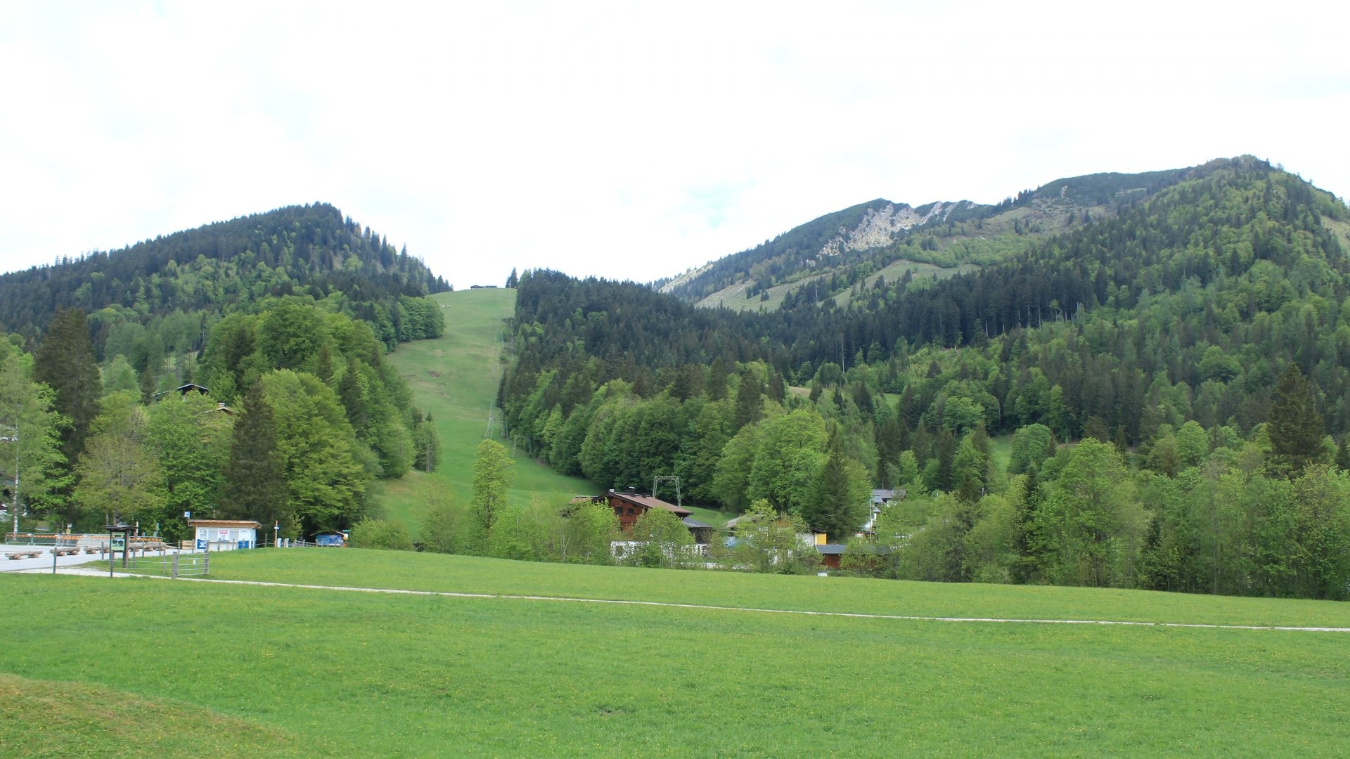 Archiv Foto Webcam Unken: Heutal Bergstation