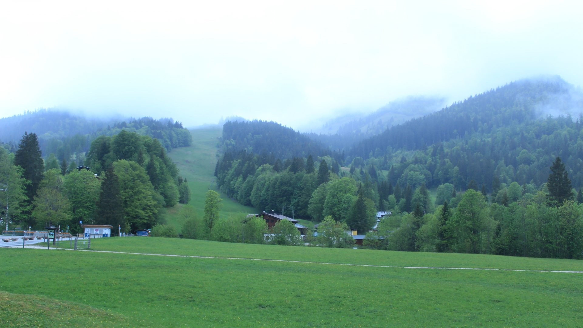 Archiv Foto Webcam Unken: Heutal Bergstation
