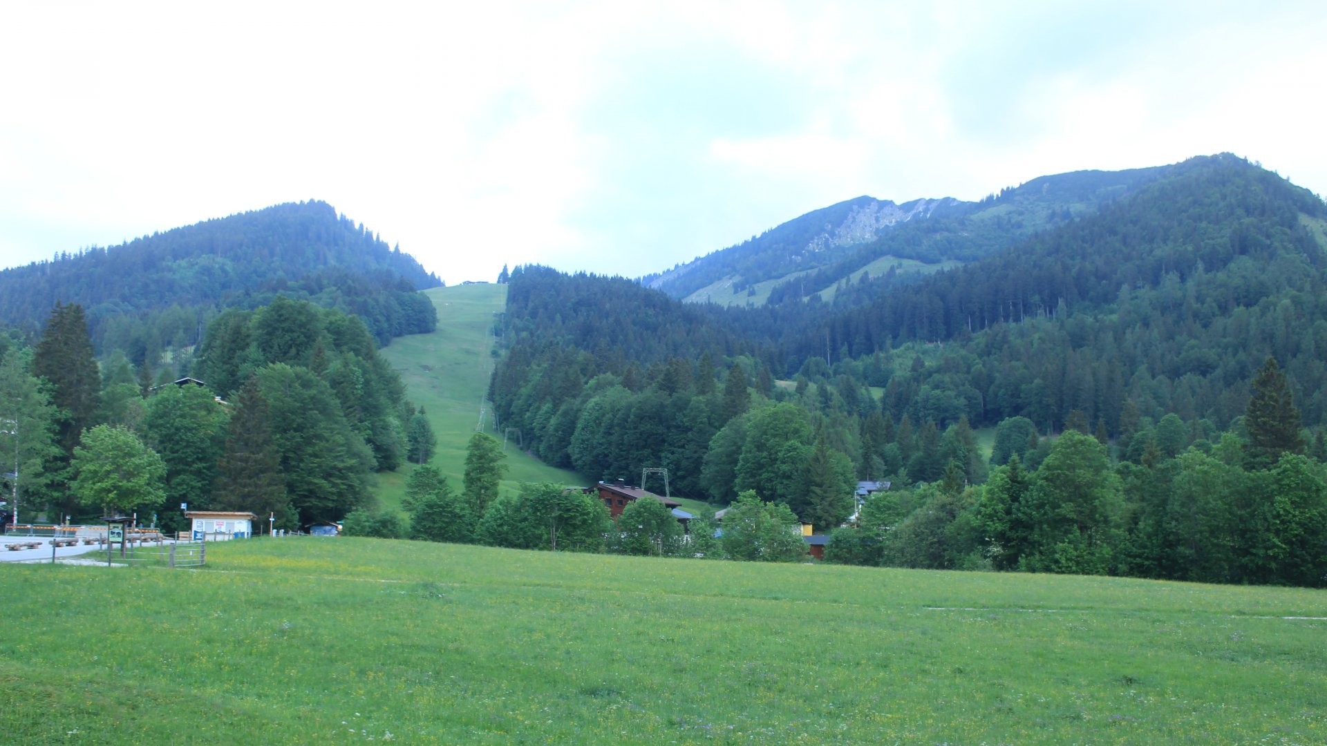 Archiv Foto Webcam Unken: Heutal Bergstation