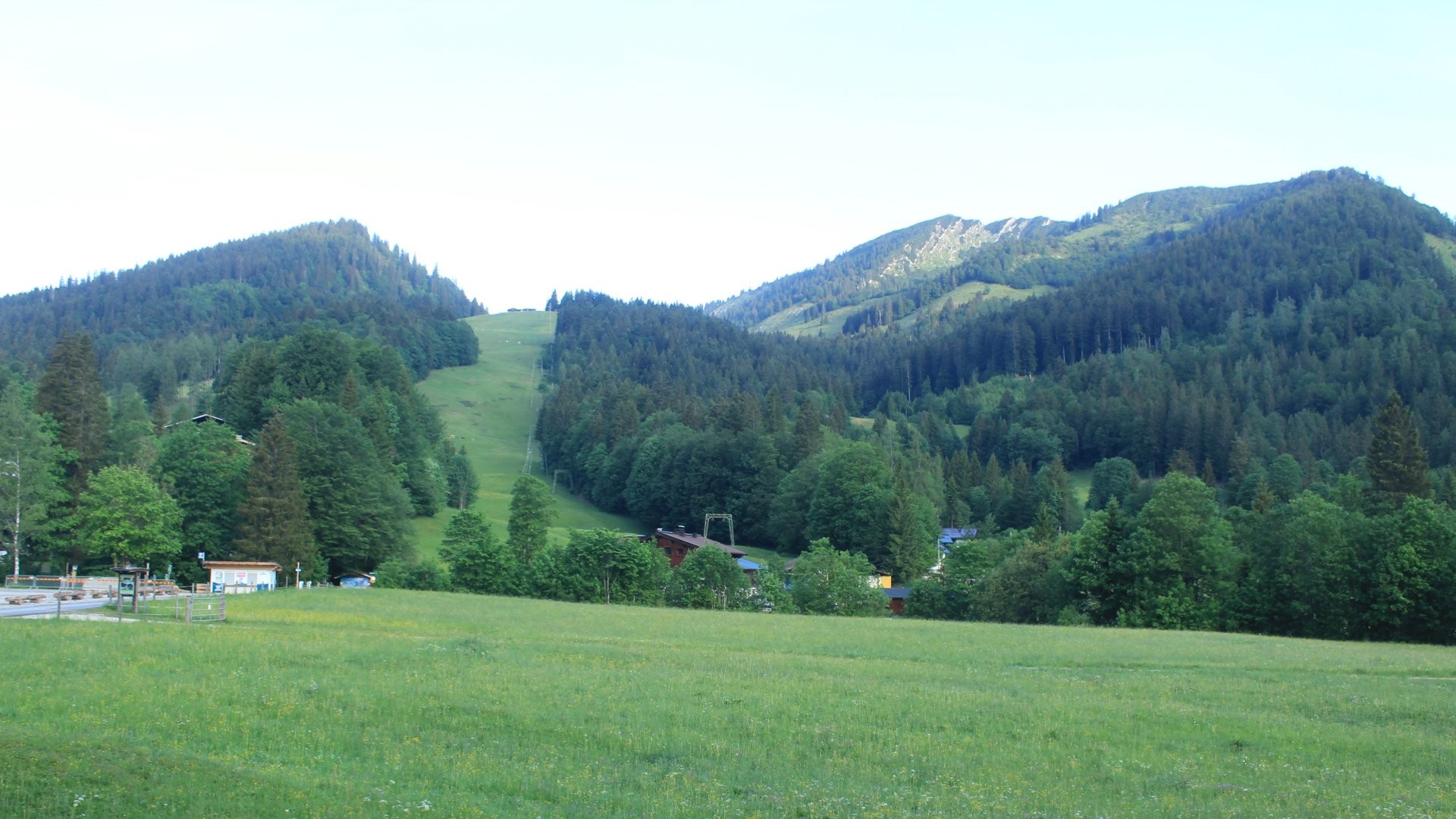 Archived image Webcam Unken: Heutal Mountain