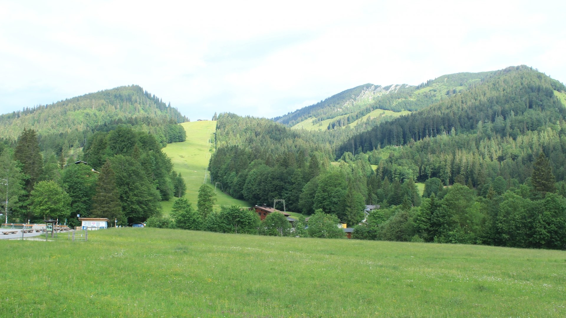 Archiv Foto Webcam Unken: Heutal Bergstation