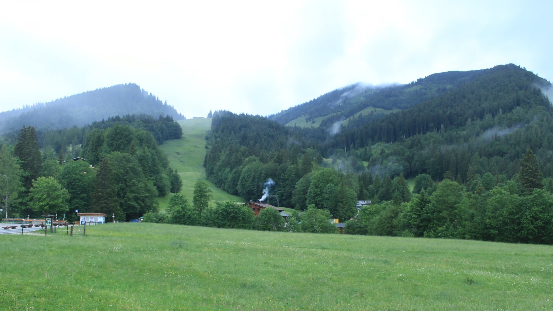 Archiv Foto Webcam Unken: Heutal Bergstation