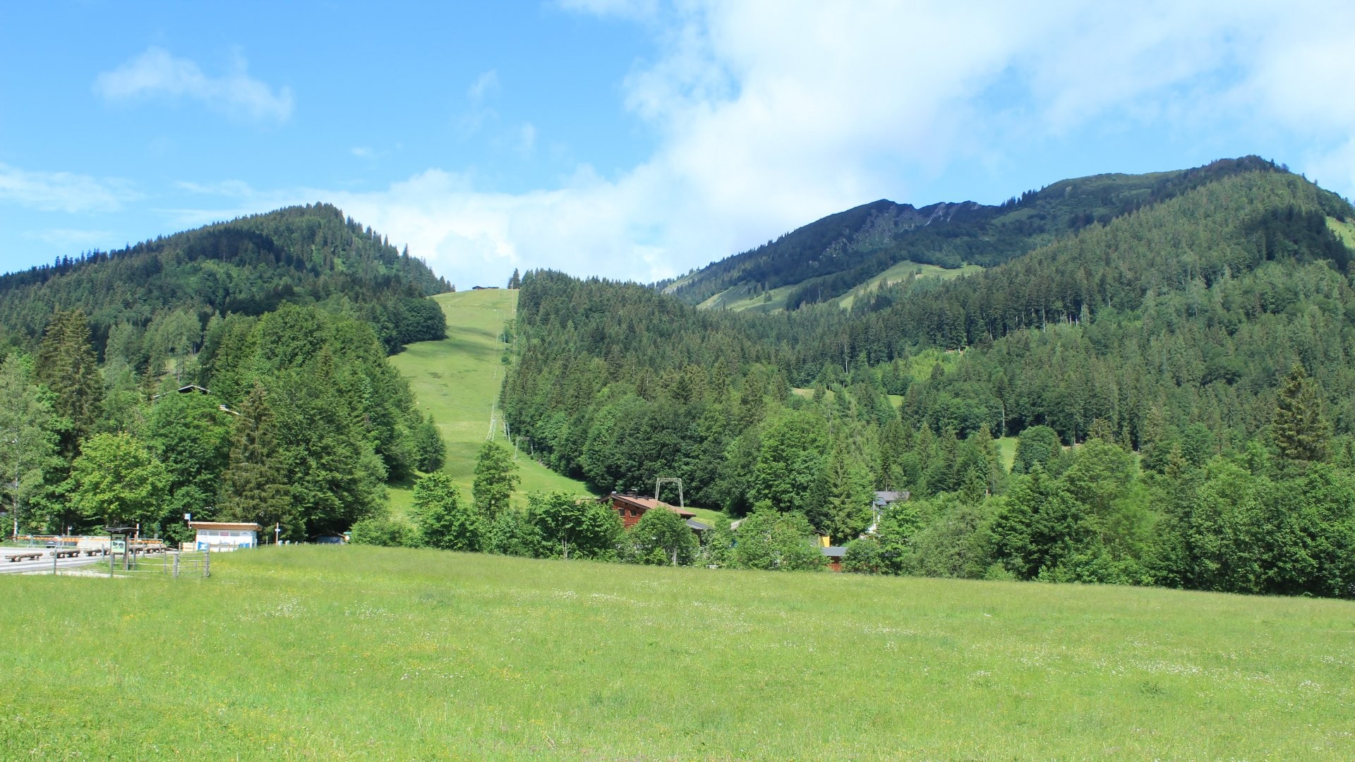 Archiv Foto Webcam Unken: Heutal Bergstation