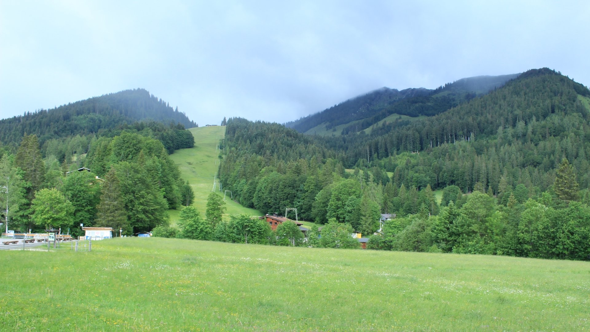 Archiv Foto Webcam Unken: Heutal Bergstation