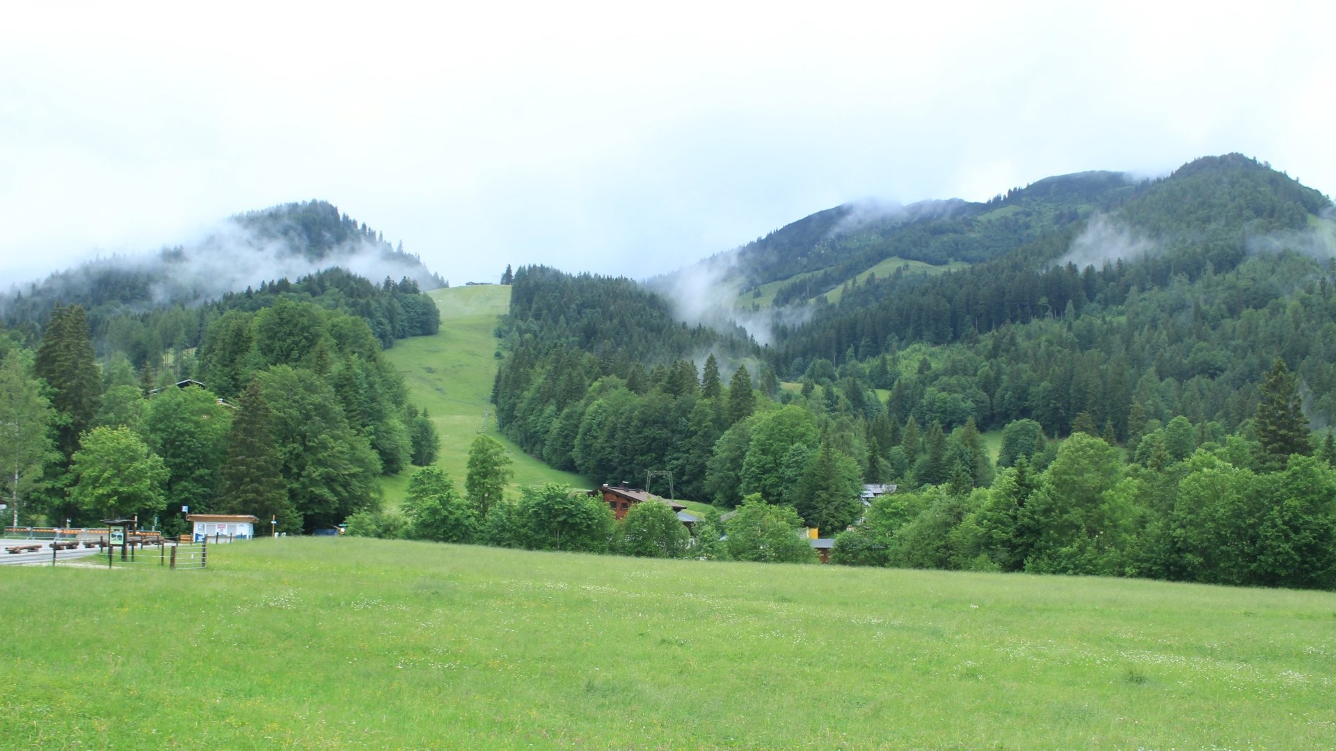 Archiv Foto Webcam Unken: Heutal Bergstation