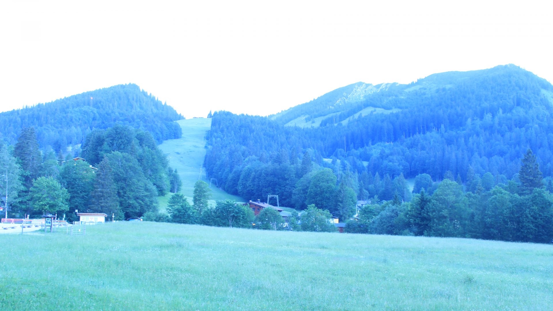 Archiv Foto Webcam Unken: Heutal Bergstation