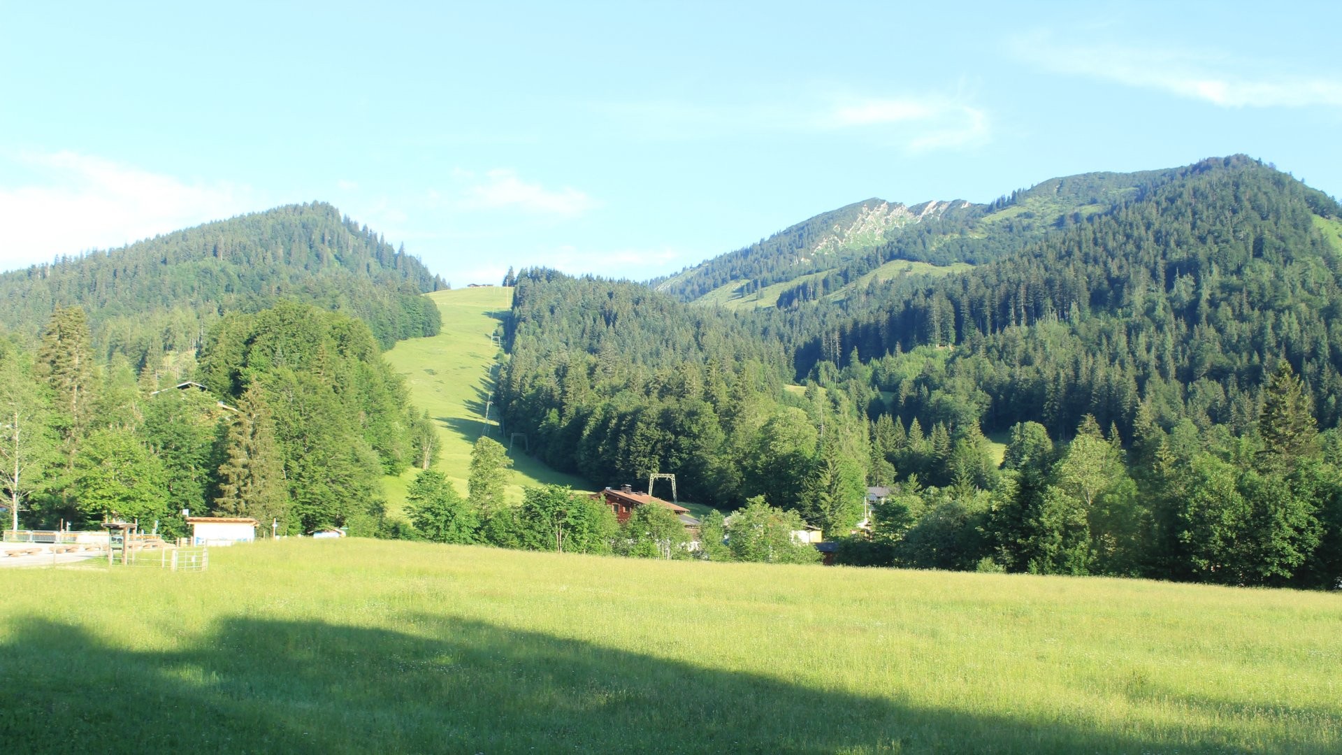 Archiv Foto Webcam Unken: Heutal Bergstation