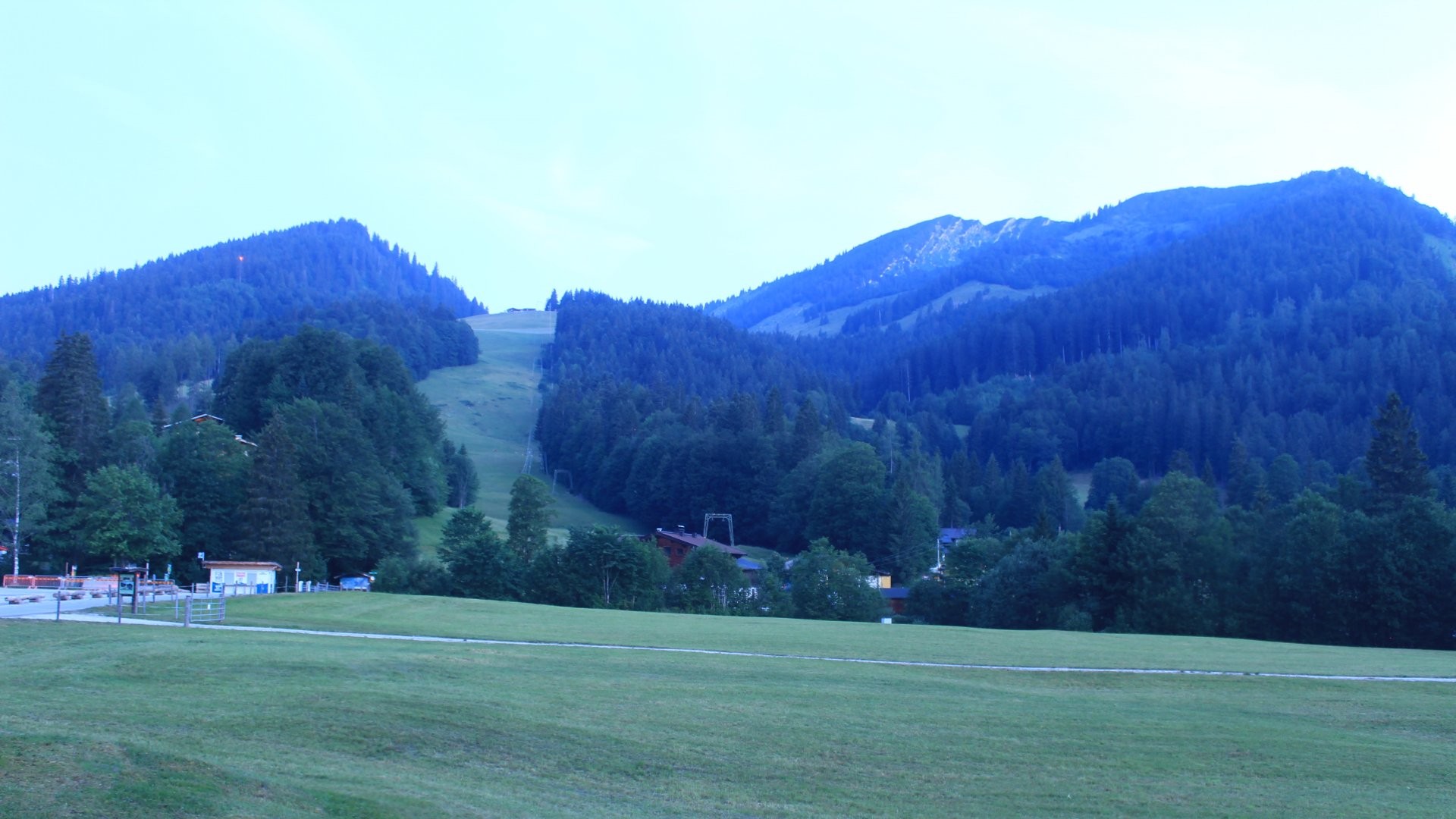 Archiv Foto Webcam Unken: Heutal Bergstation